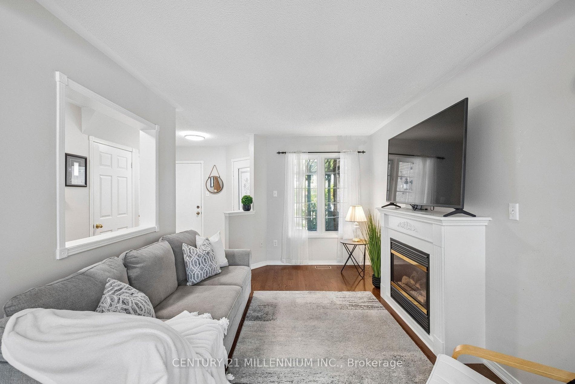 116 Woodroof Crescent photo 8
