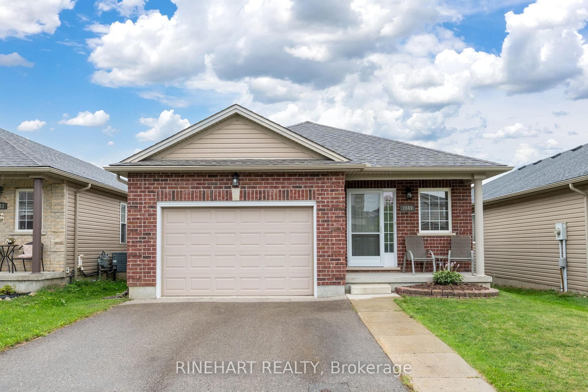 2049 Cherrywood Trail photo 1