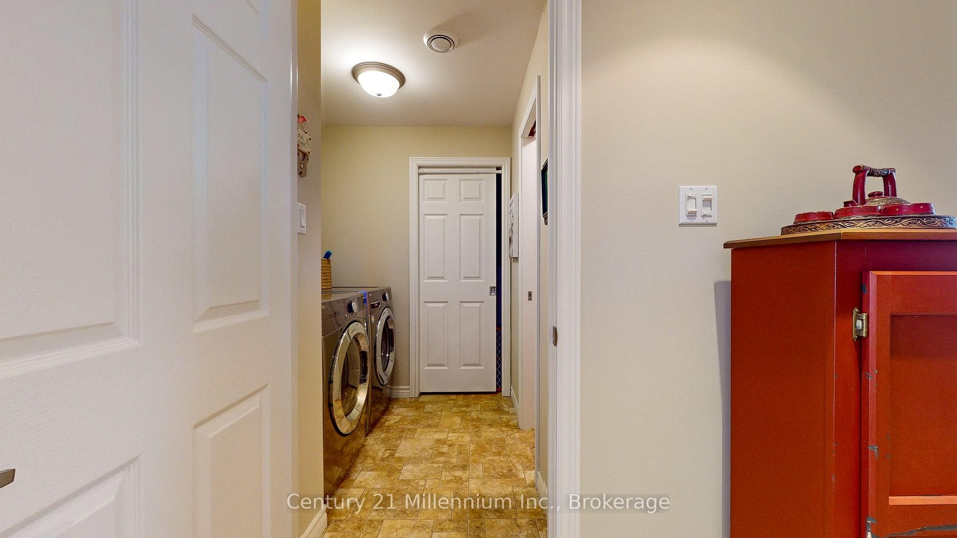 70 MEADOW Lane photo 20