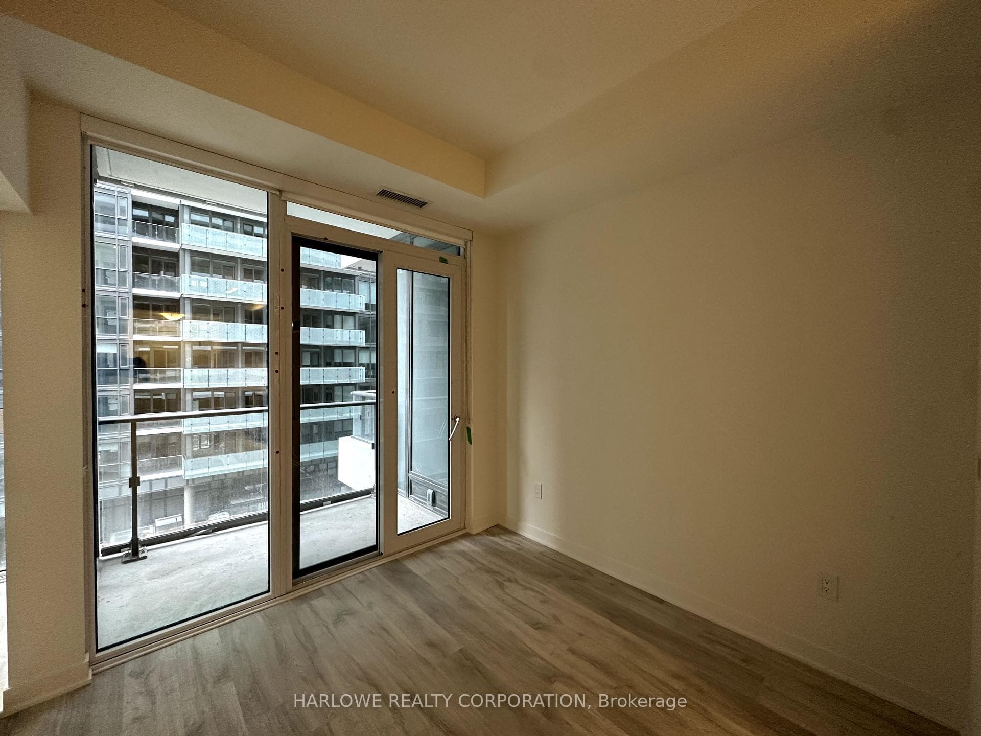 70 Princess Street Unit 1531 E photo 7