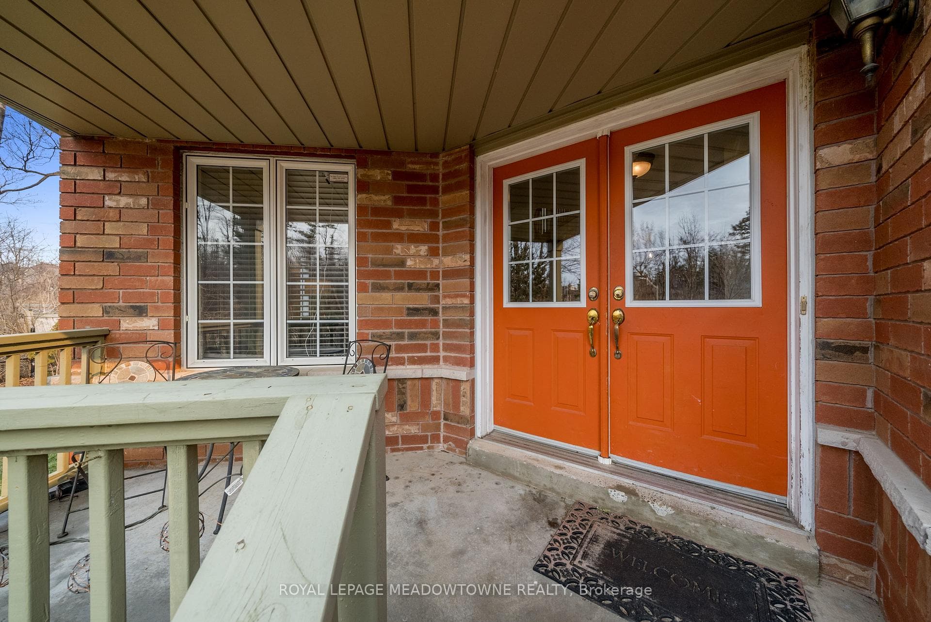 77 Russell Street photo 3