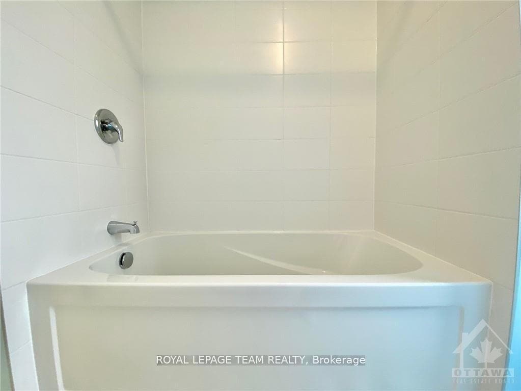 333 Meadowbreeze Drive photo 23