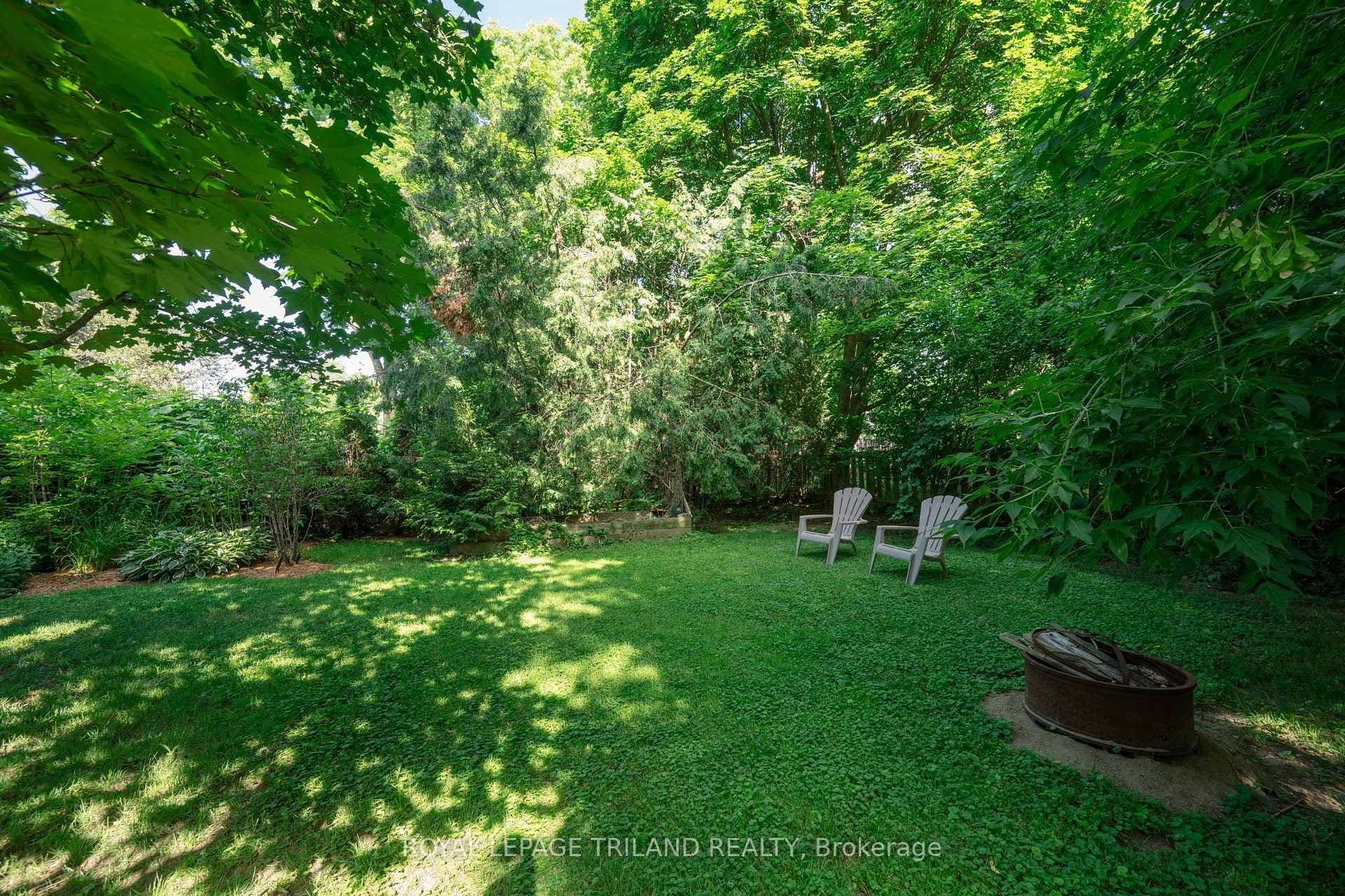52 Emery Street photo 34