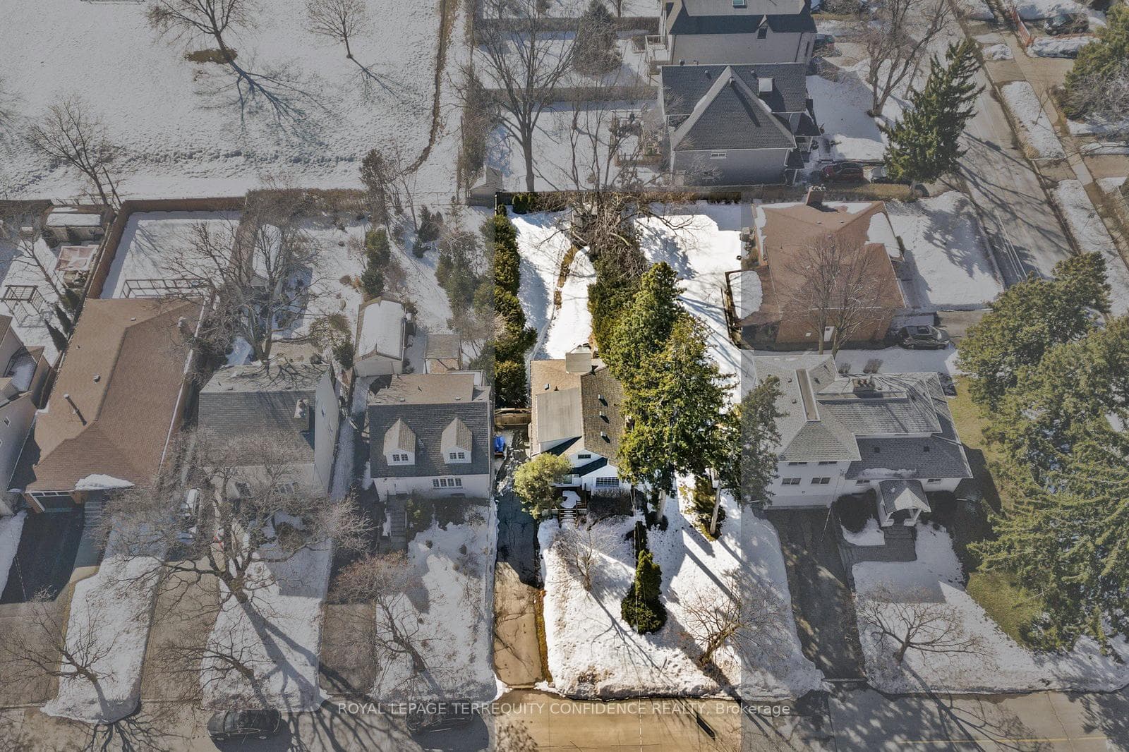 10 Abbotsford Road photo 11
