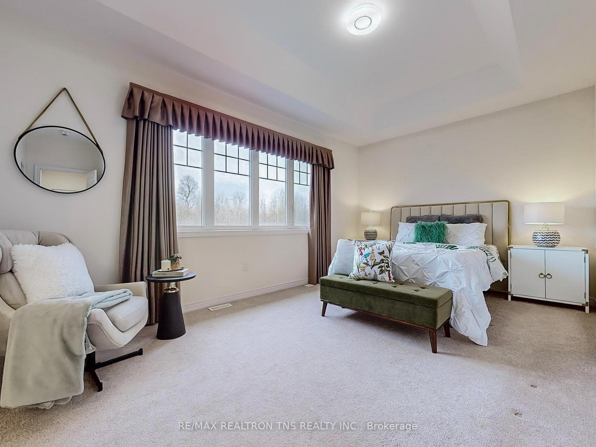 105 Roy Harper Avenue photo 21