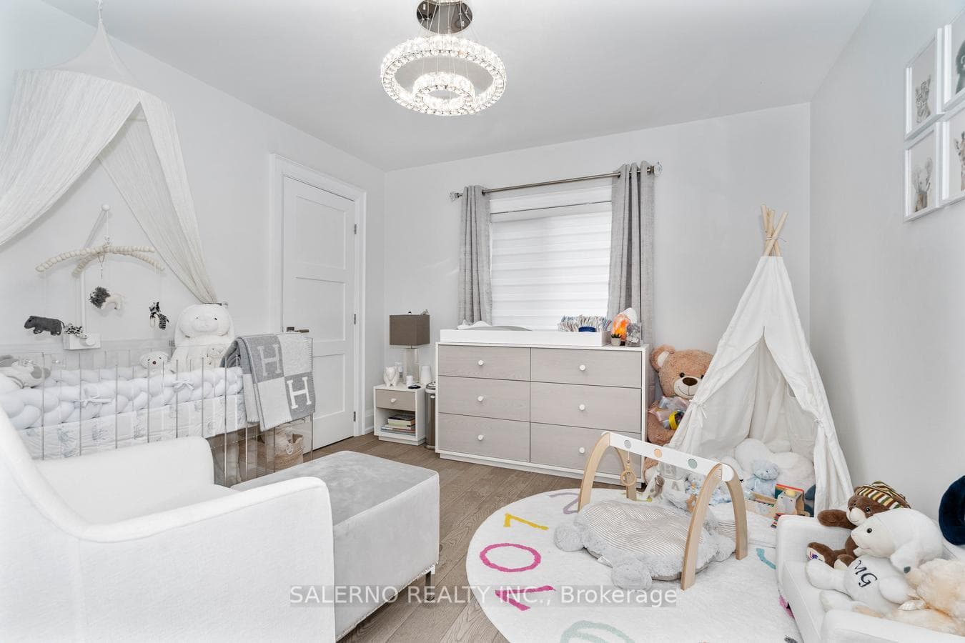 552 Vaughan Mills Road photo 31