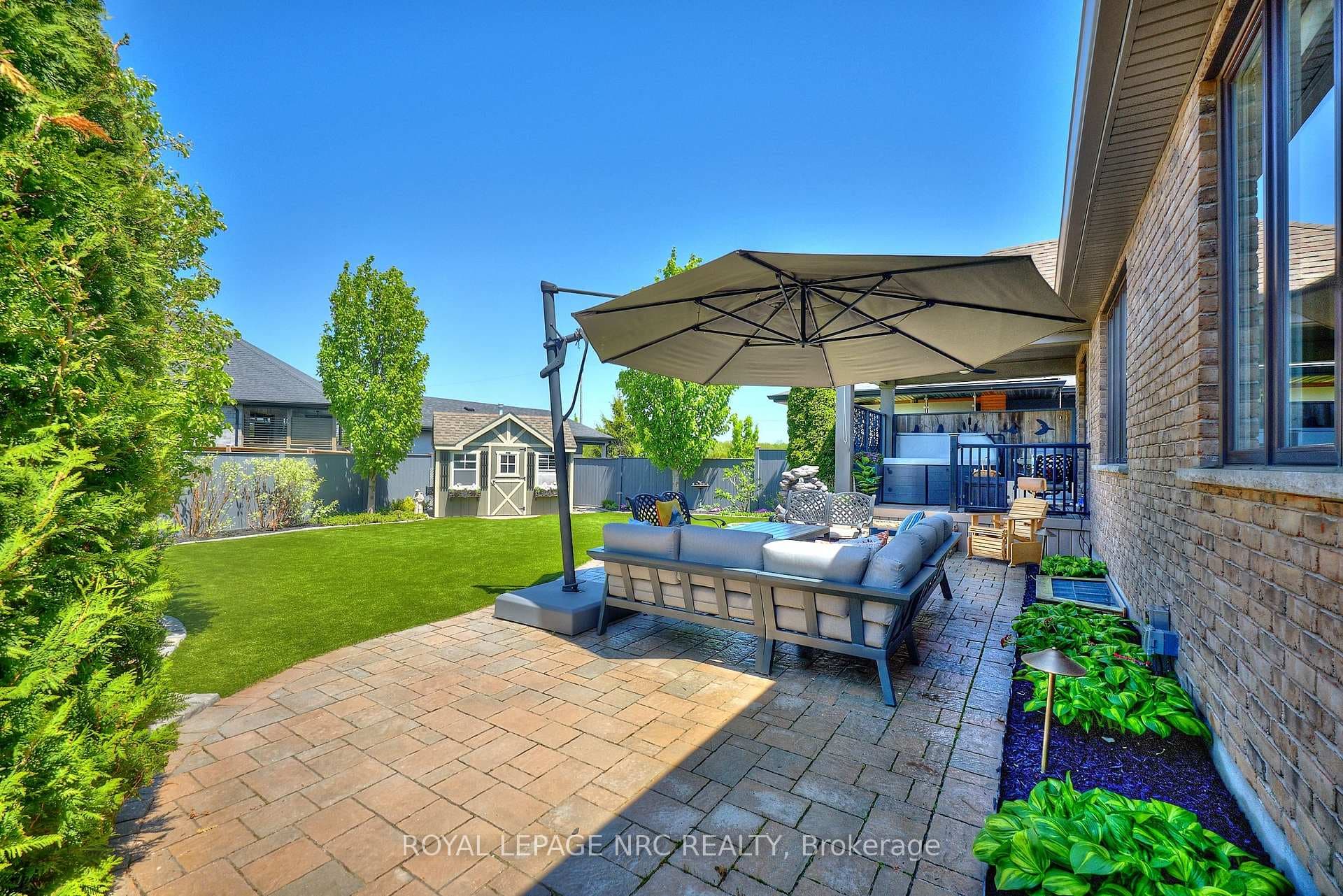 62 Rosewood Crescent photo 8