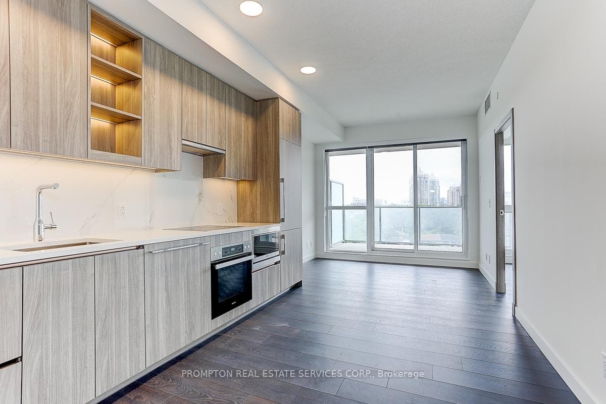 25 Mcmahon Drive Unit 1108 photo 12