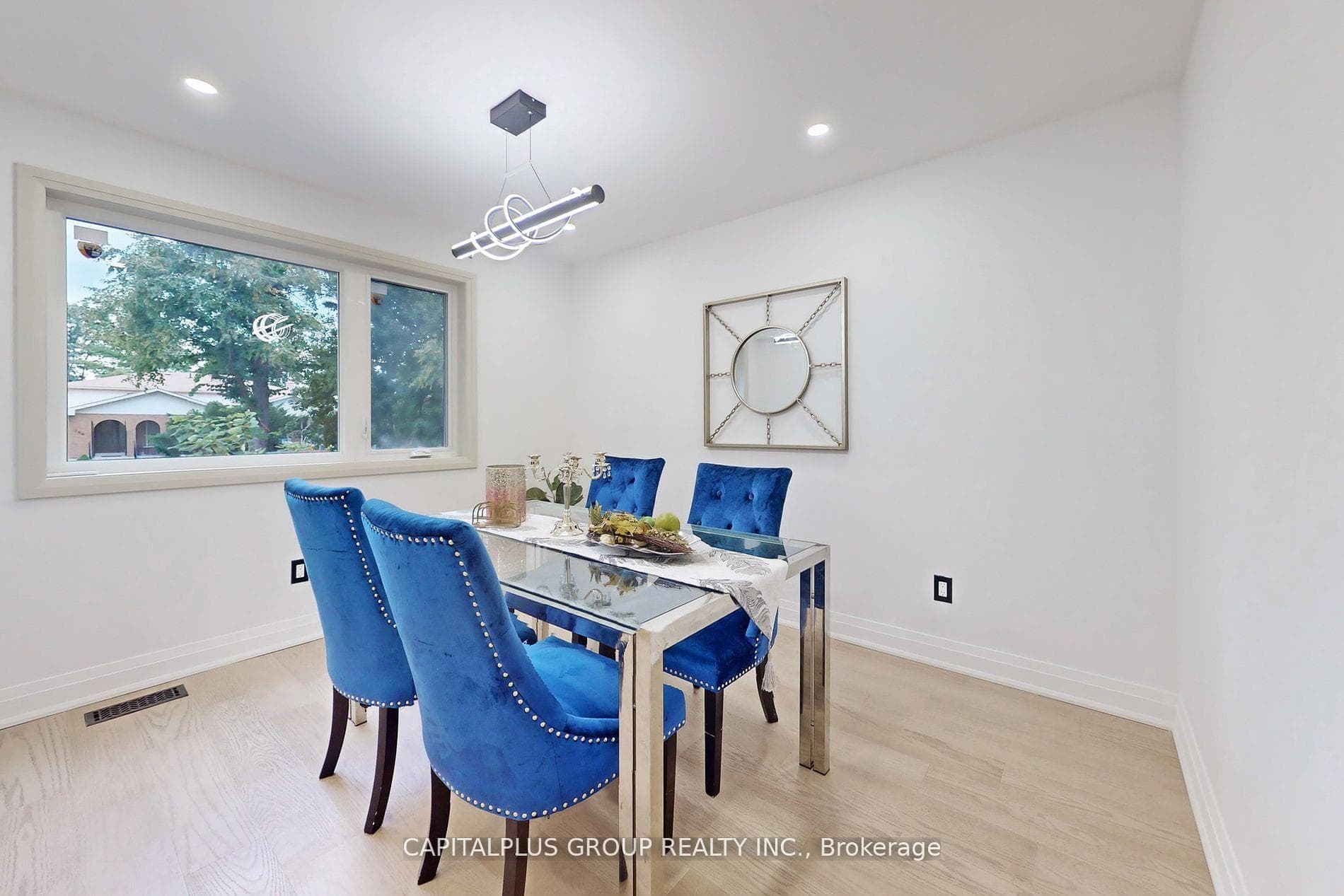 105 Angus Drive photo 24