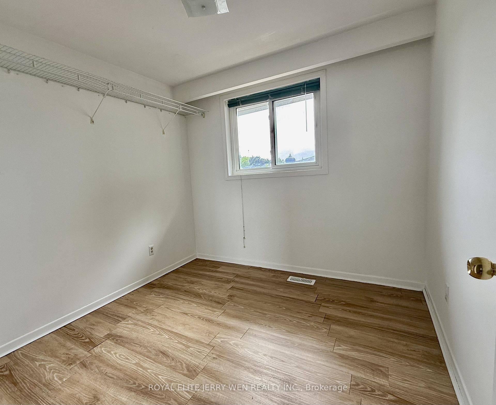 156 Mcnicoll Avenue Unit upper photo 8