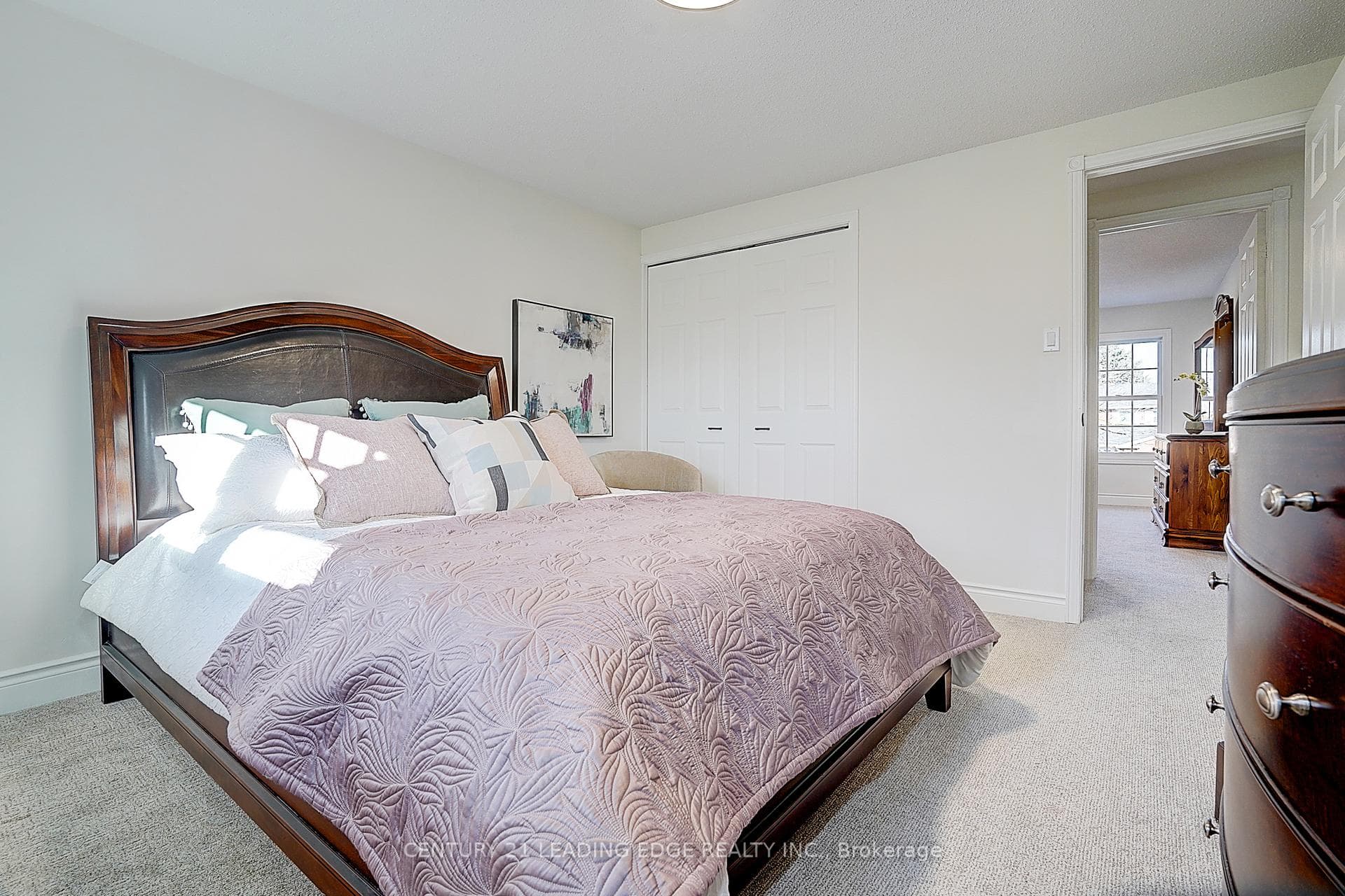 19 MEYER Circle photo 29