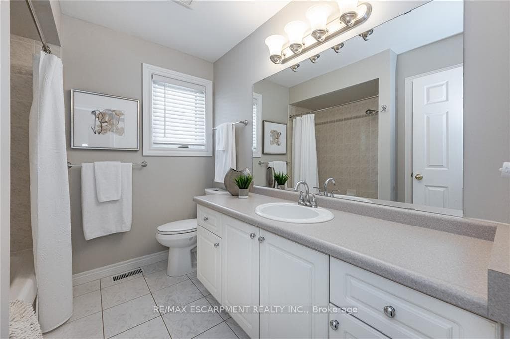 2389 Valley Heights Crescent photo 28