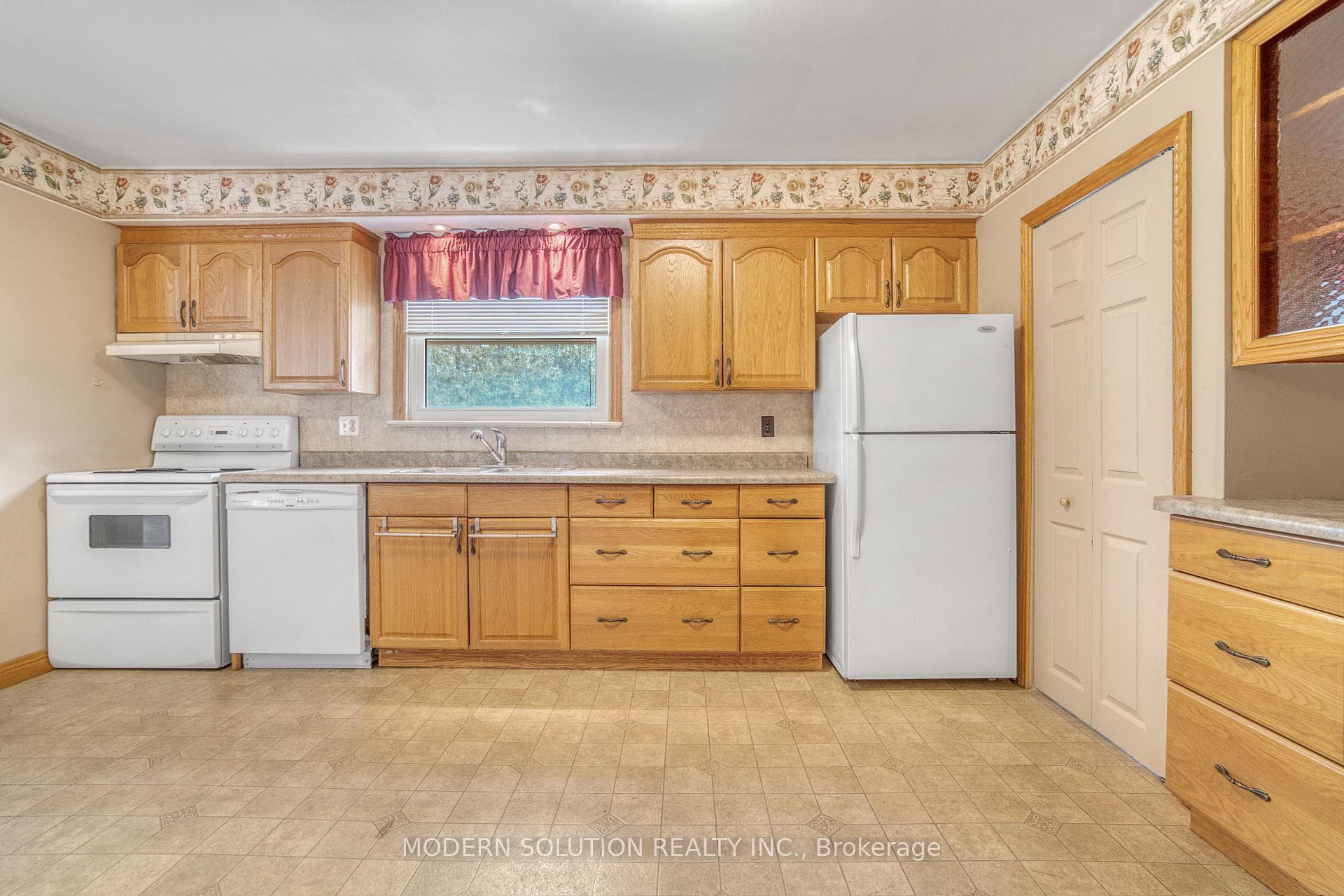 262 Grange Road photo 15