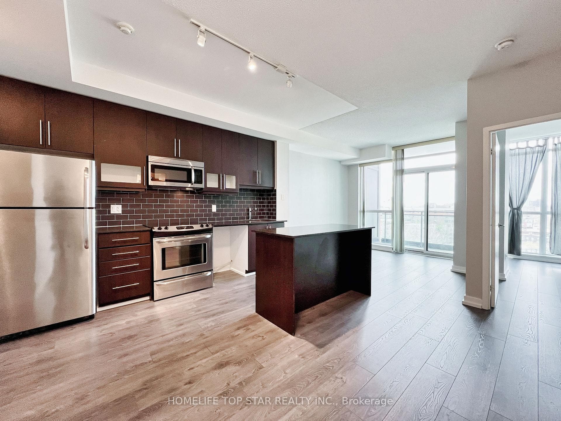 1171 Queen Street Unit 913 photo 10