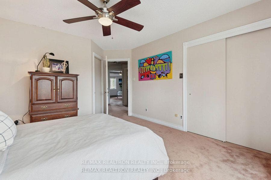 6 Redland Crescent photo 43