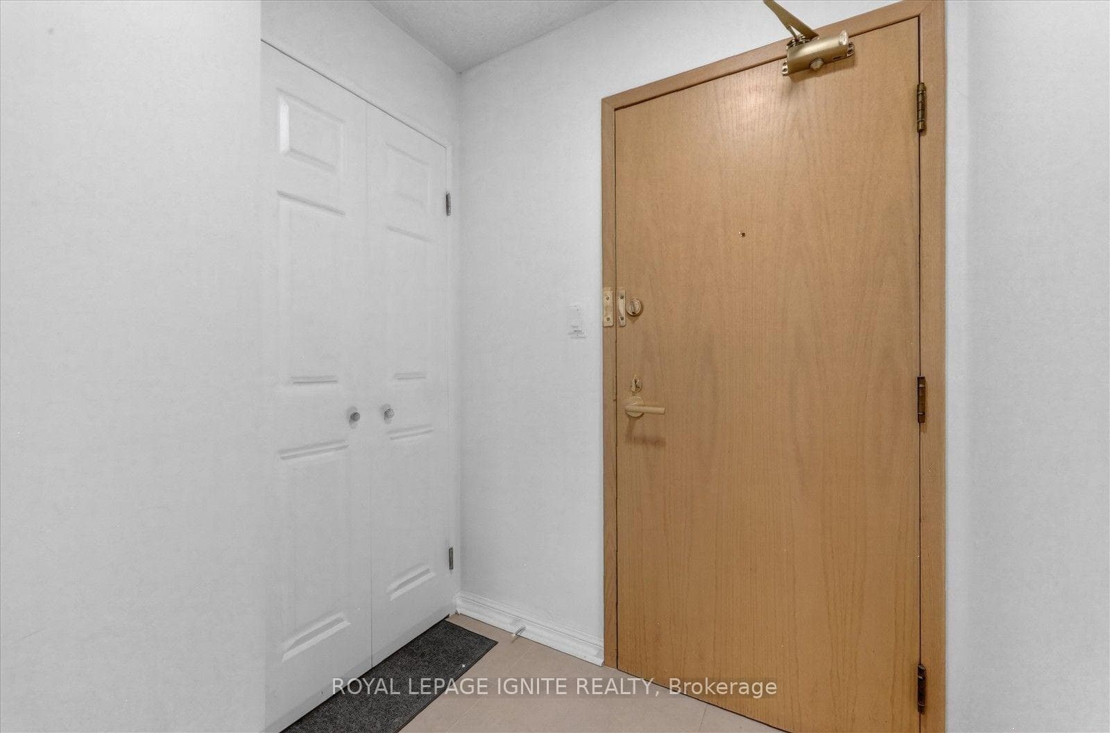 24 Wellesley Street Unit 1206 photo 10