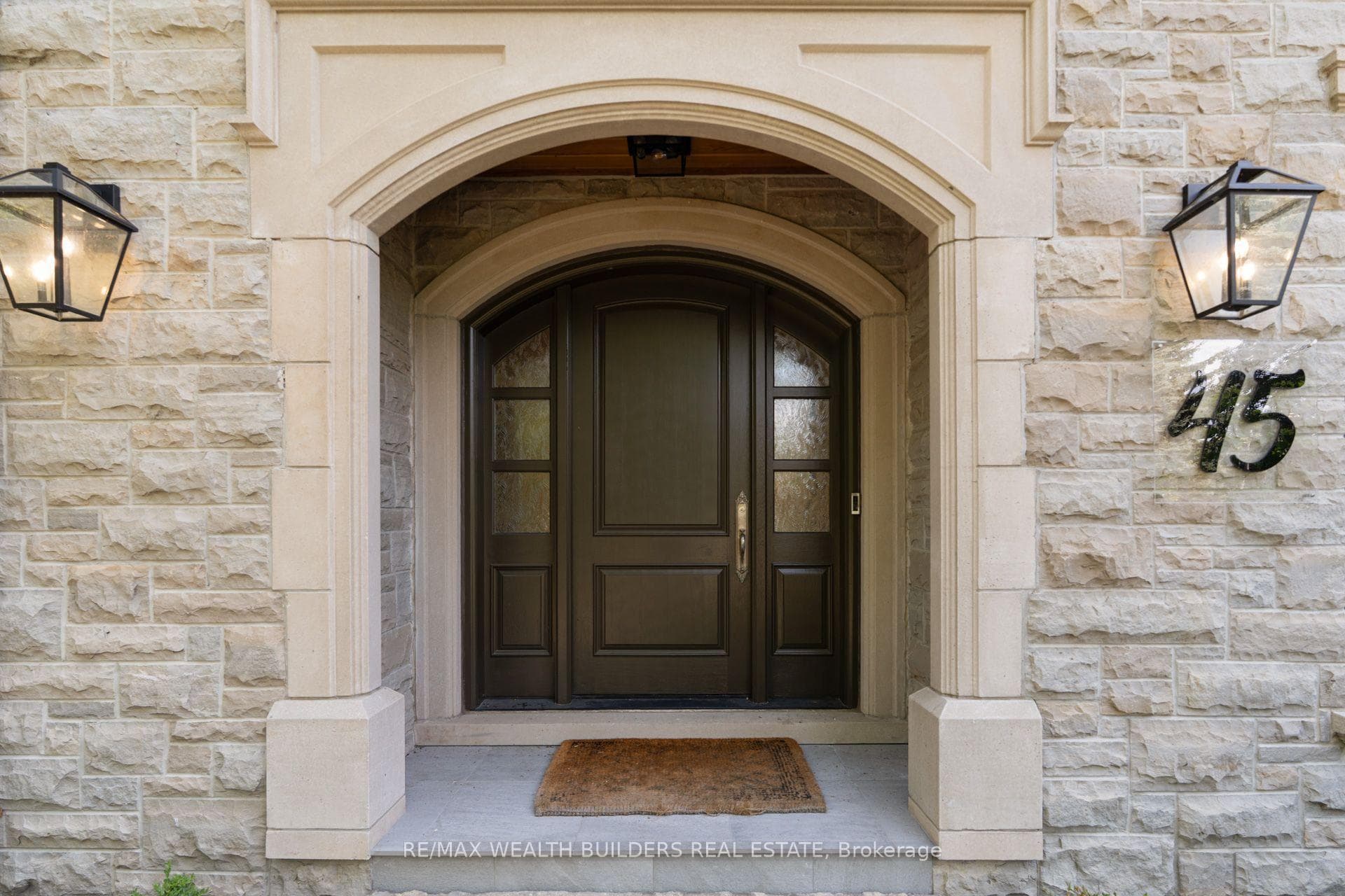 45 Shorewood Place photo 5