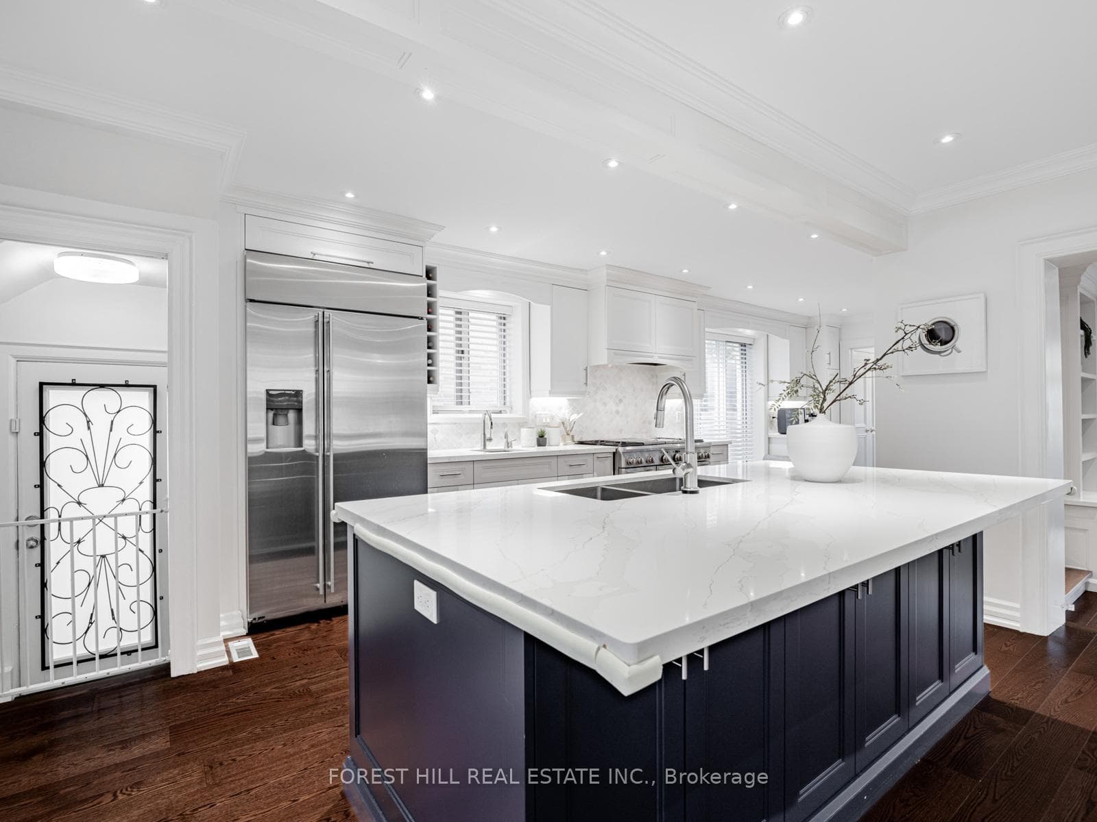582 Briar Hill Avenue photo 12