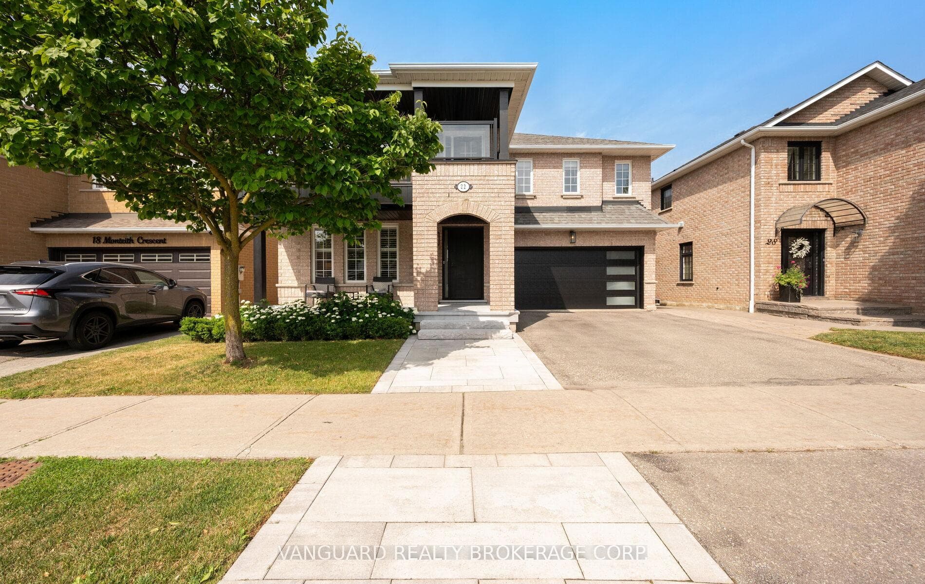 22 Monteith Crescent photo 2