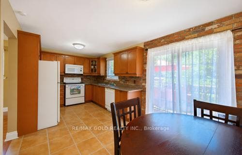60 Gondola Crescent photo 12