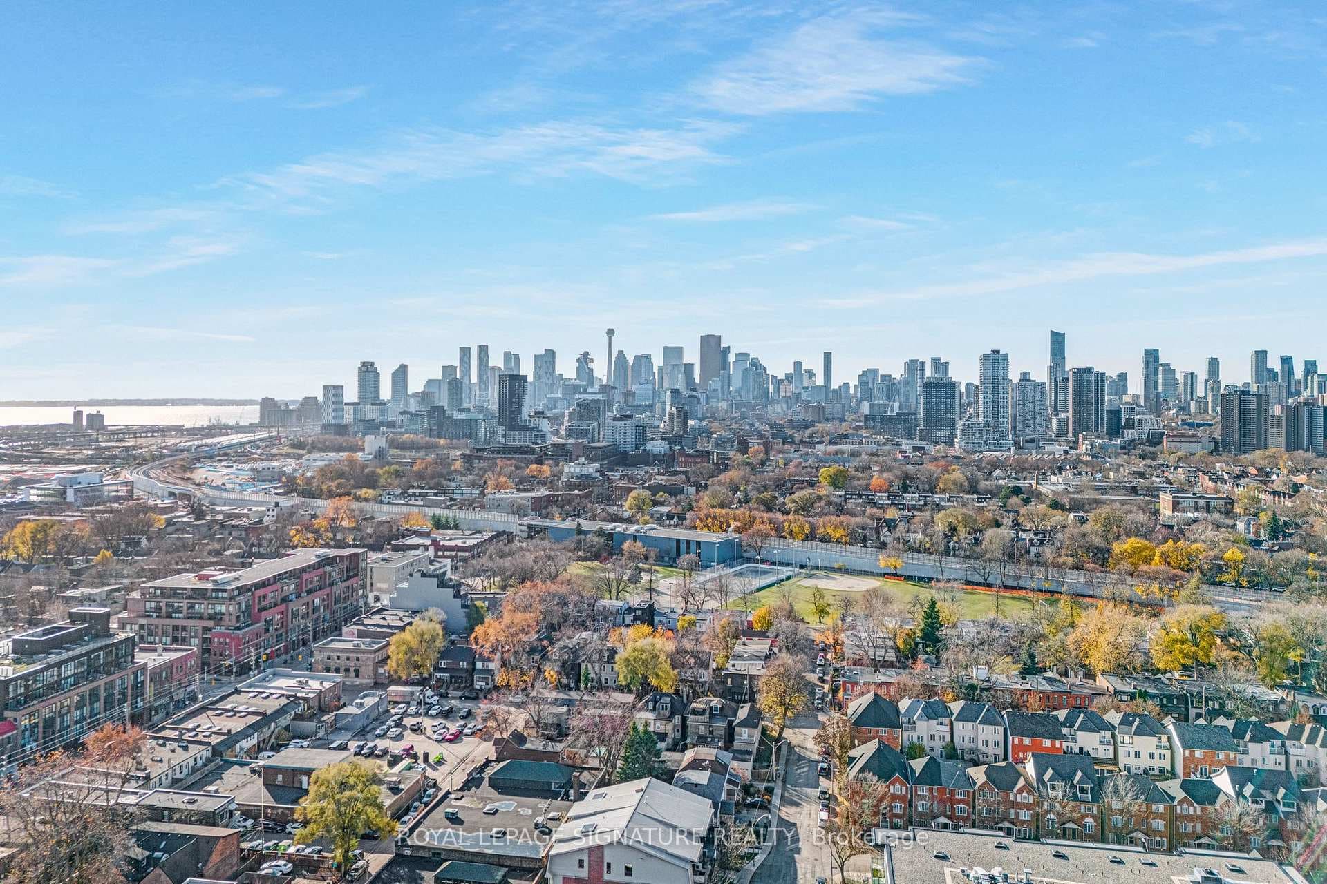 201 Carlaw Avenue Unit 201 photo 33