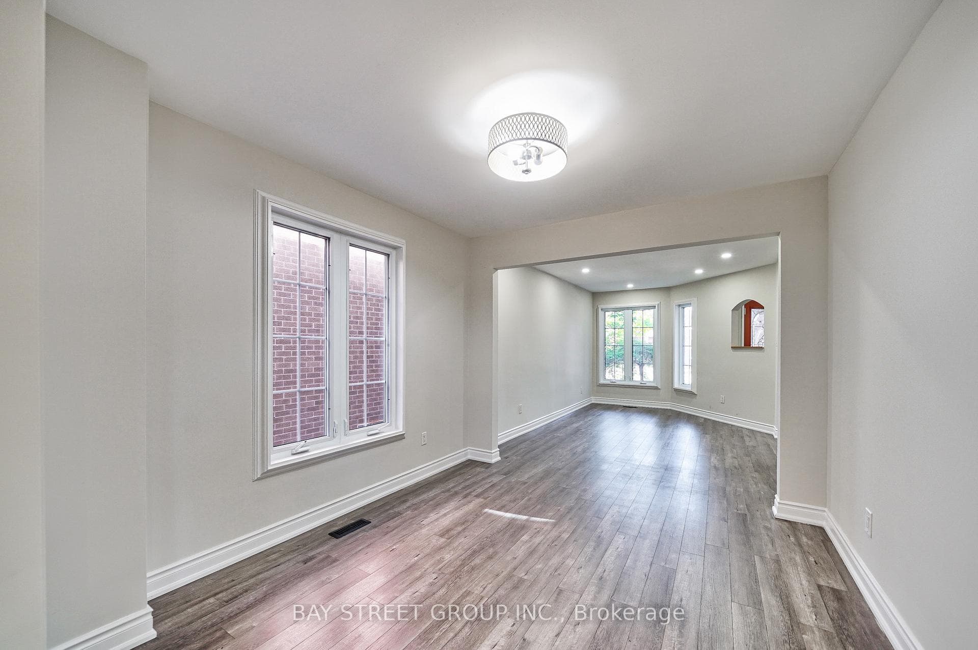 6096 Silken Laumann Way photo 9