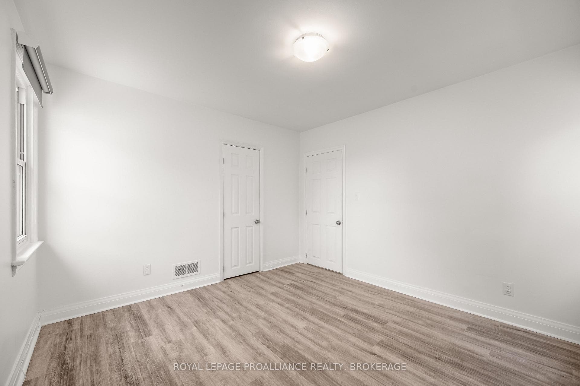 260 Elmwood Street photo 19