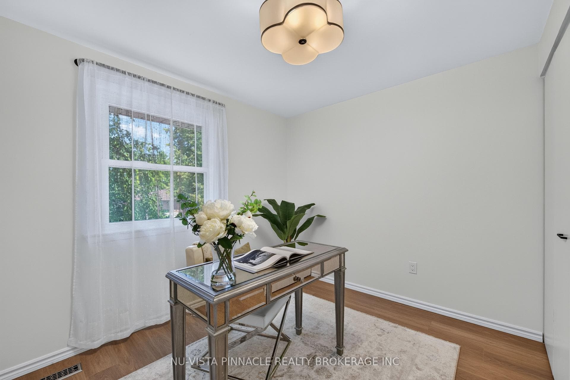 28 Edgemere Crescent photo 28
