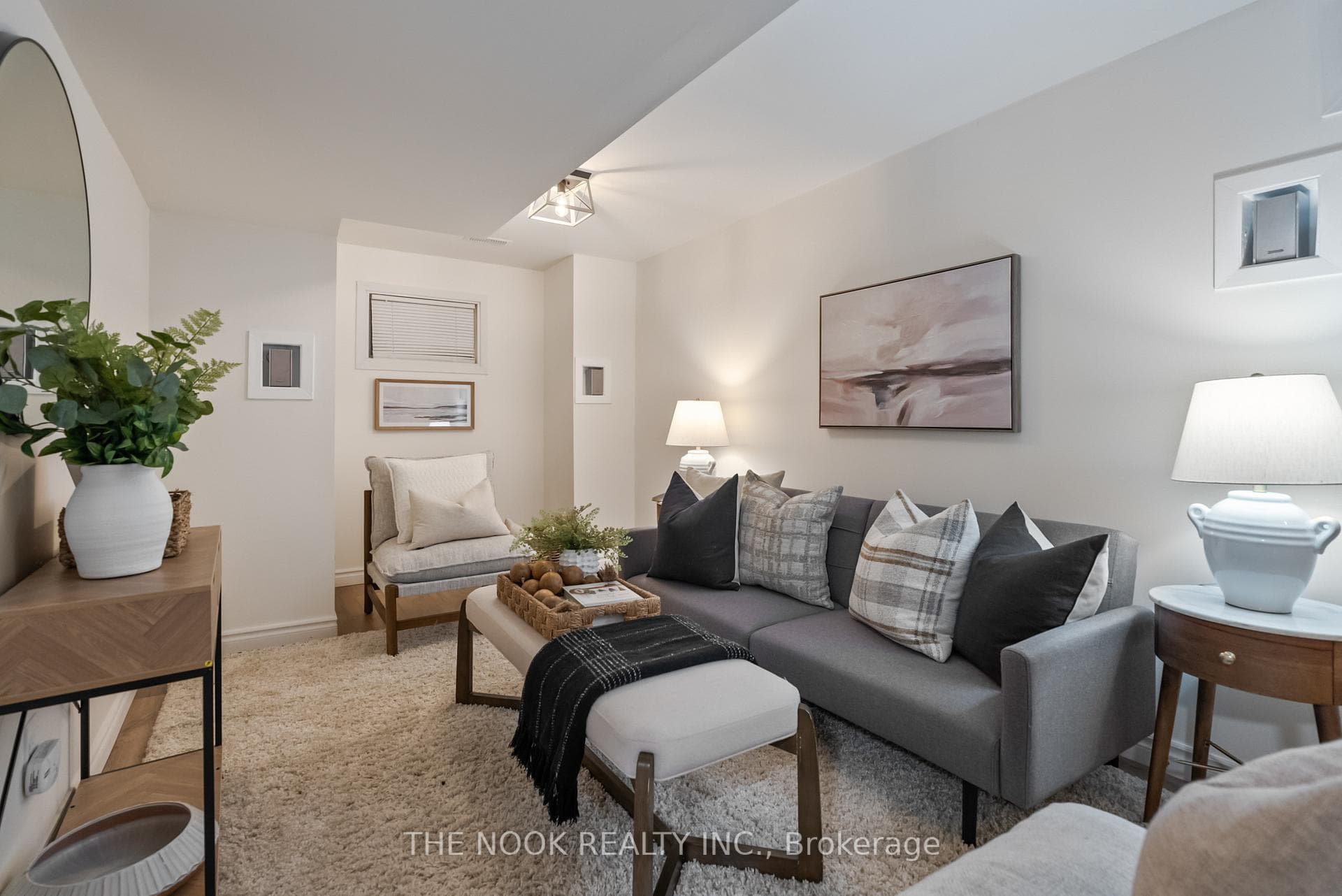 14 Barron Court photo 26