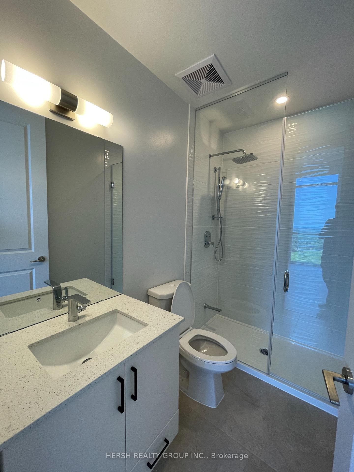 20 Meadowglen Place Unit 2902 photo 12