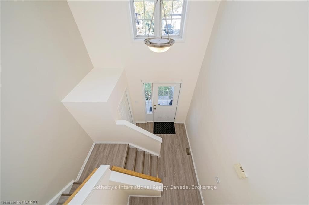 571 WILD IRIS Avenue photo 18