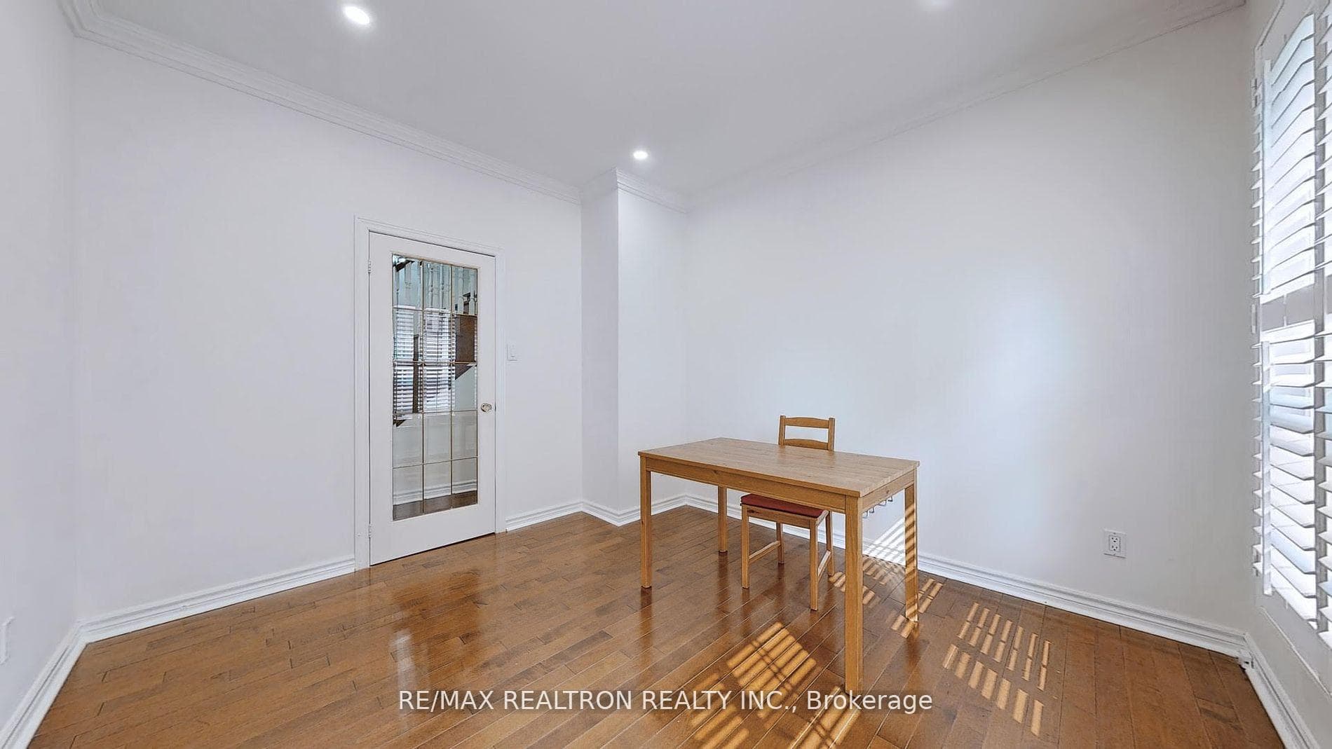 71 Gatcombe Circle photo 11