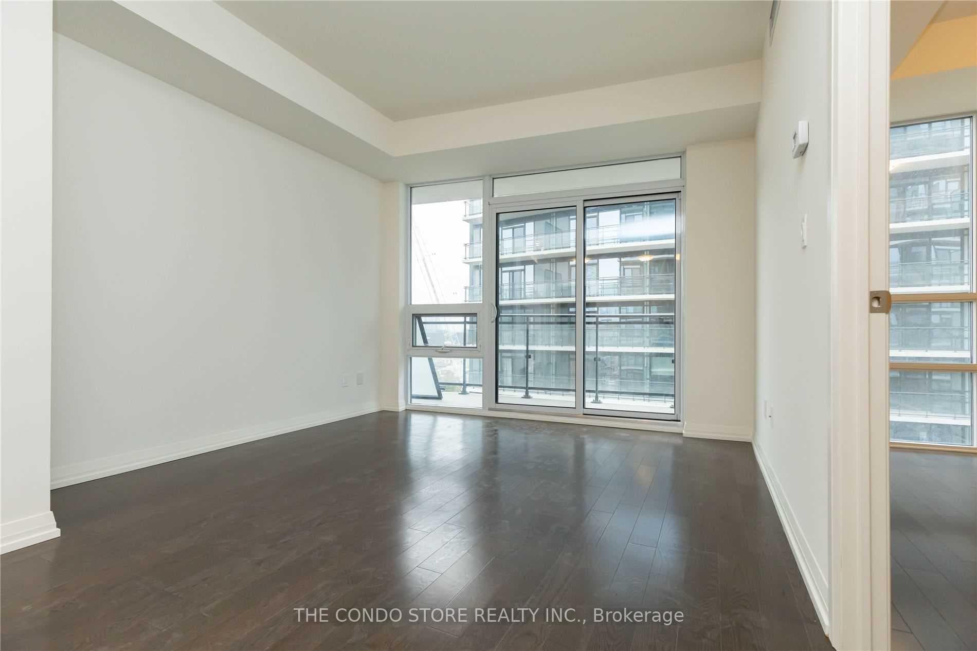460 Adelaide Street Unit 2107 photo 7