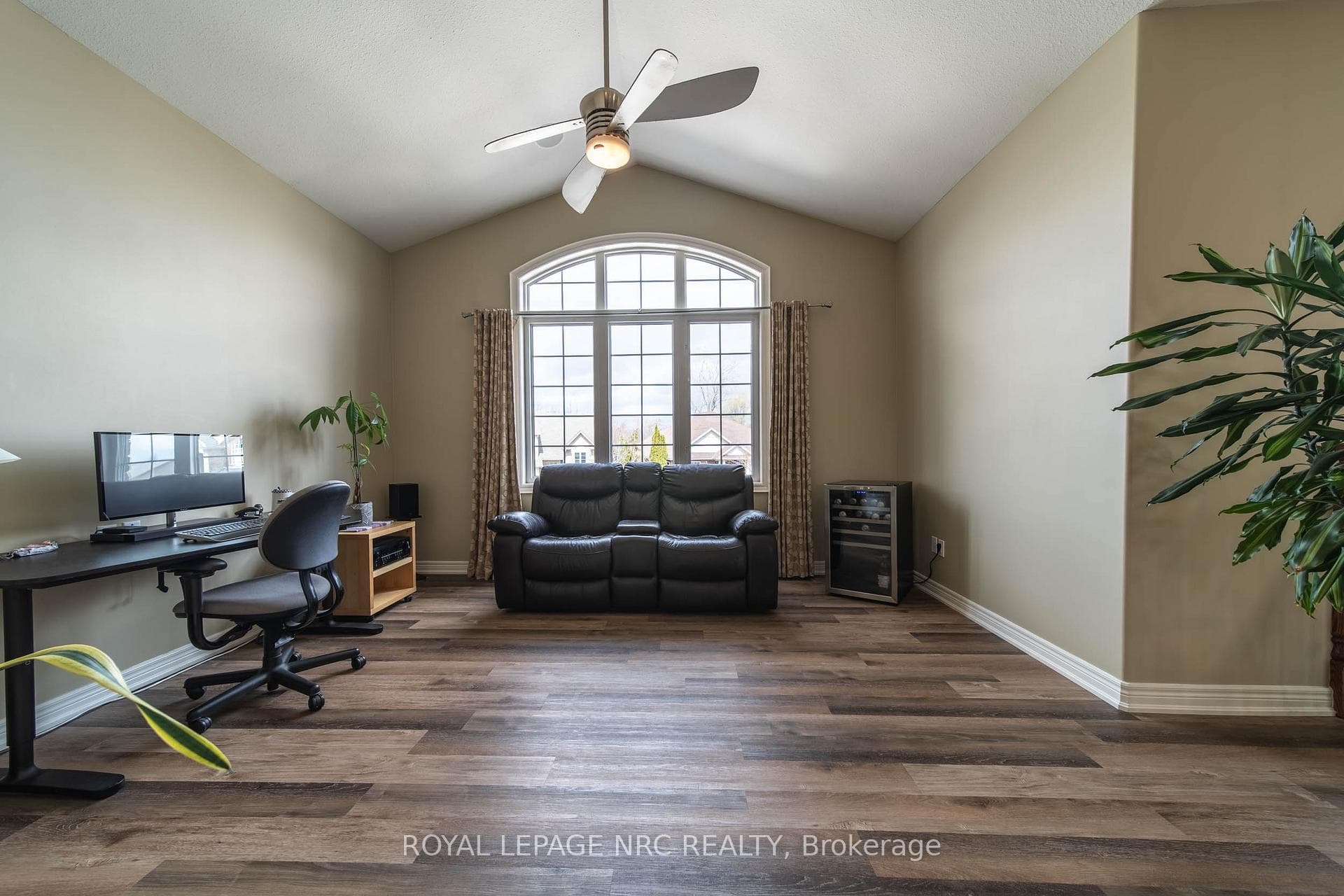 325 Hillsdale Road photo 17