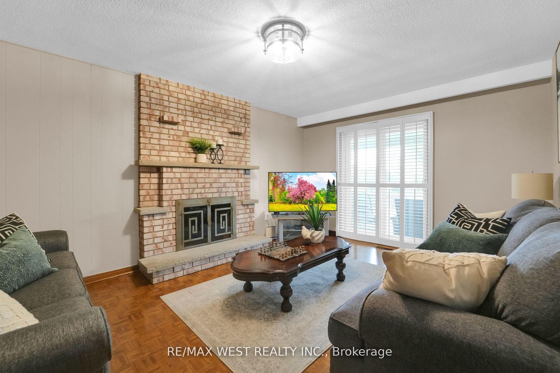 76 Moonstone Place photo 15