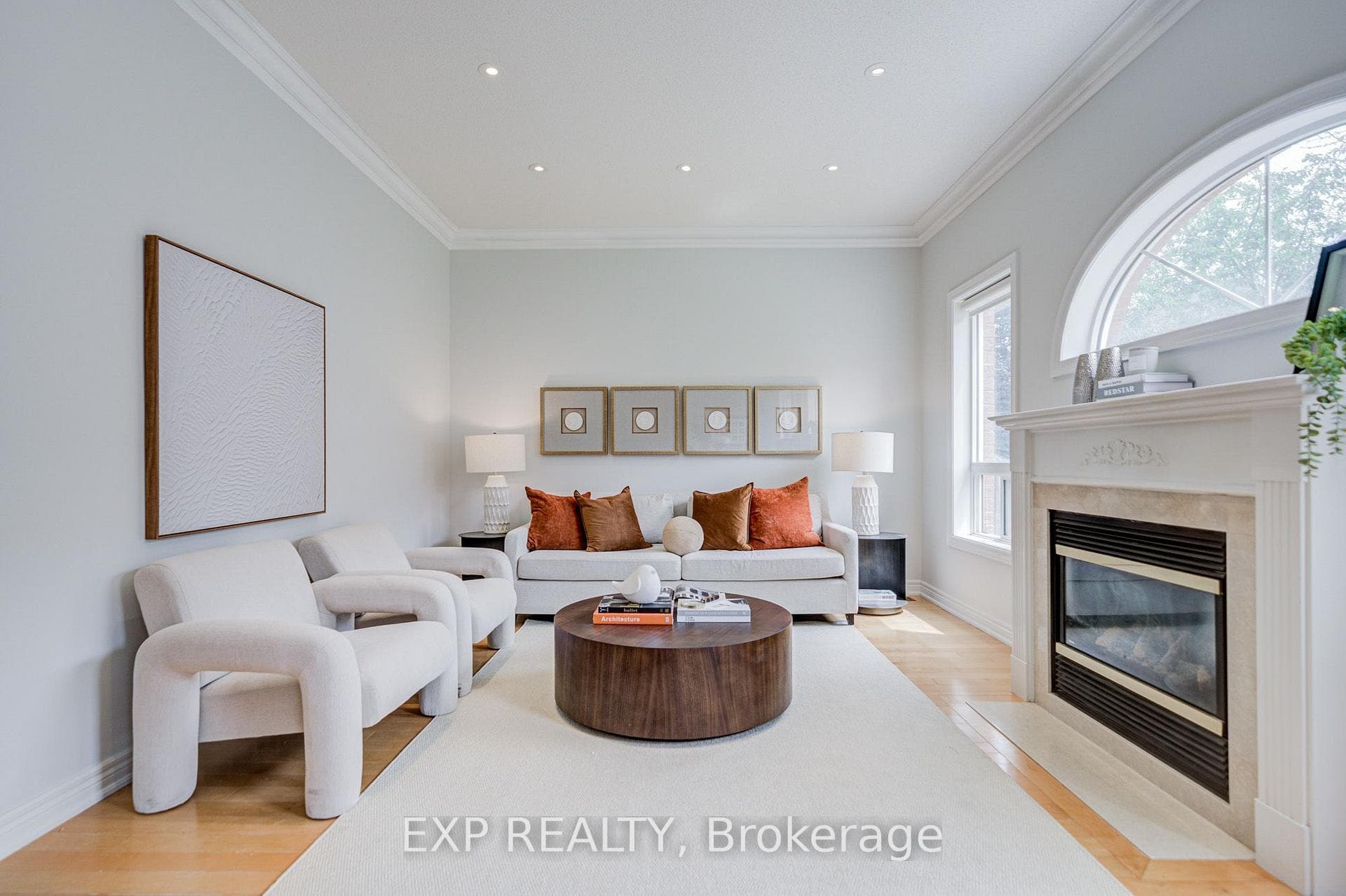 71 Futura Avenue photo 14