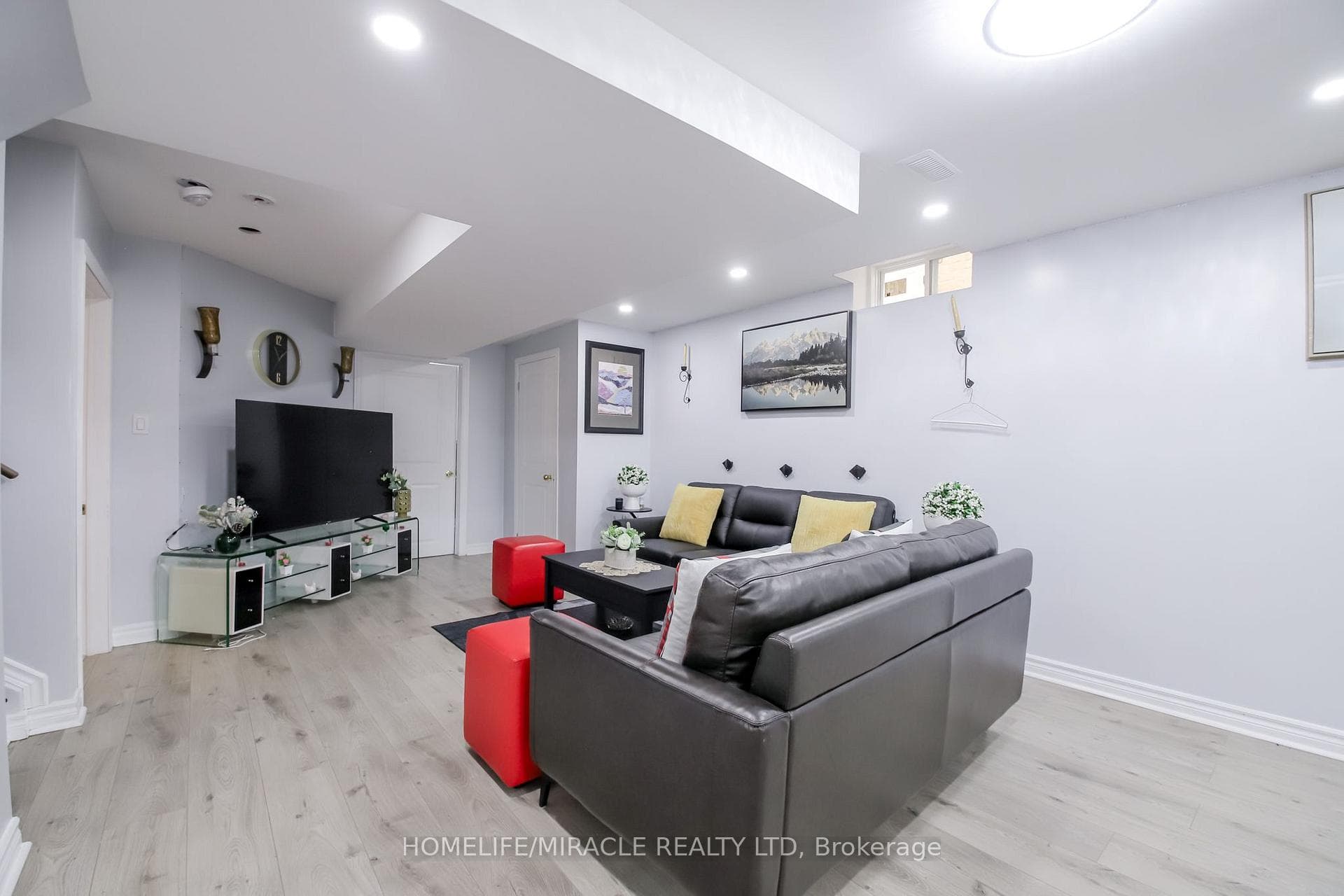 1301 Apollo Street photo 2