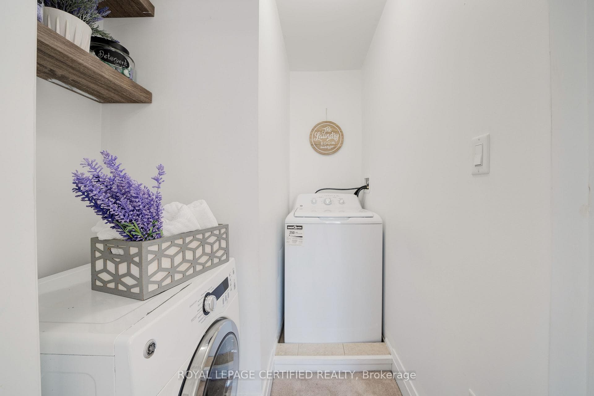 56 Kantium Way photo 27