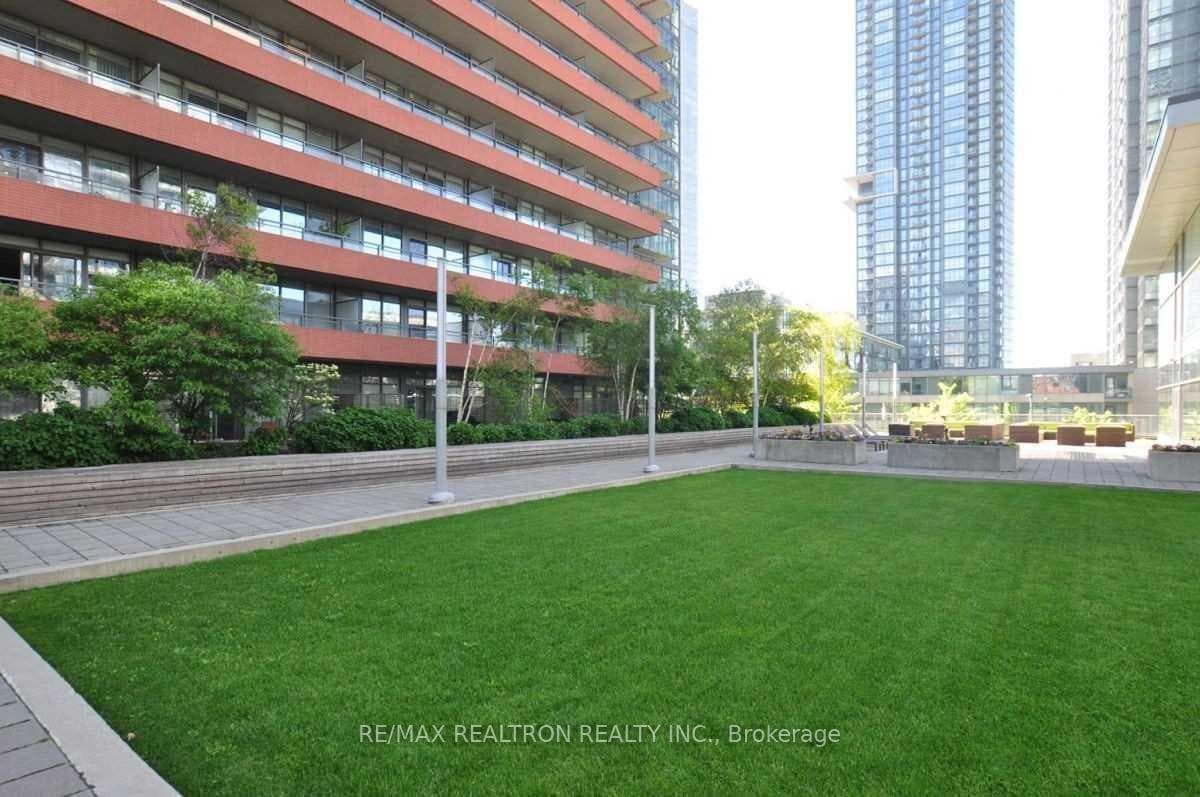 25 Telegram Mews Unit 1615 photo 19