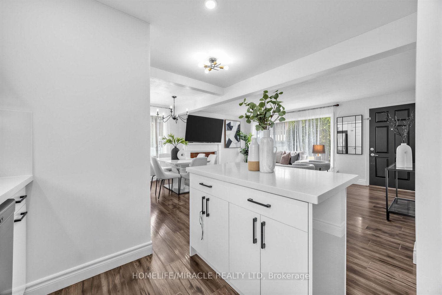 509 Beurling Avenue photo 14