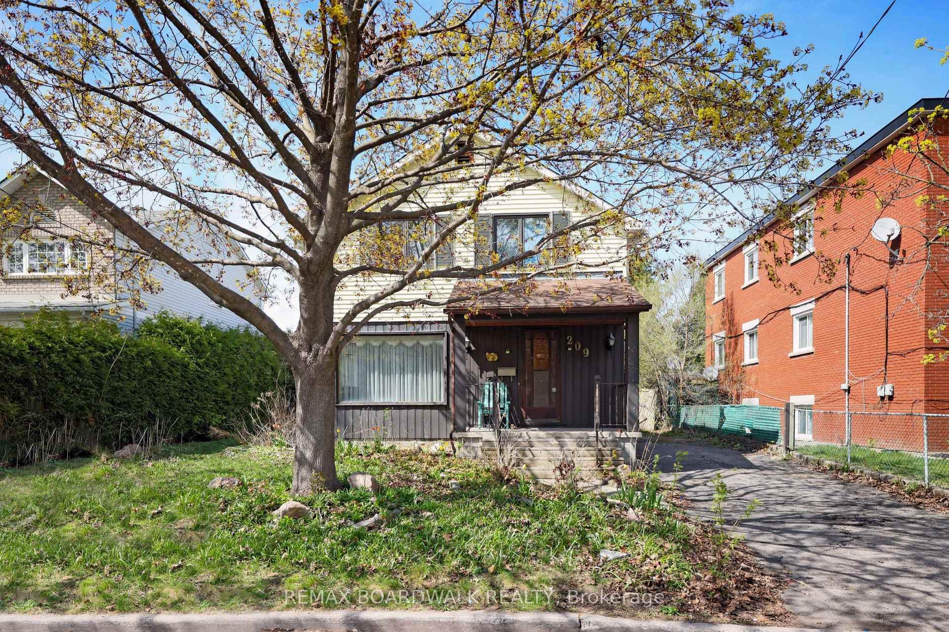 209 Glynn Avenue photo 3
