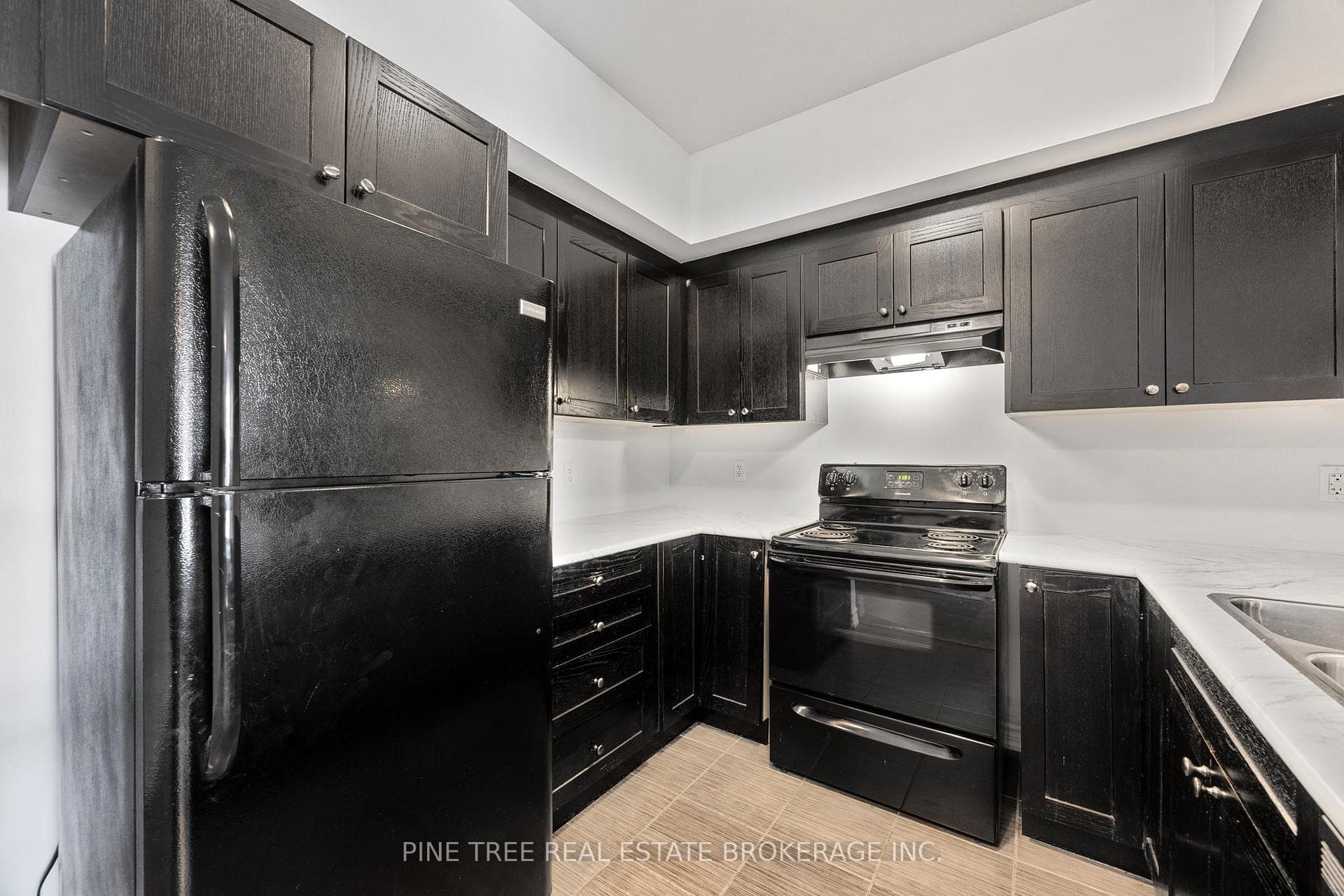 720 Yonge Street Unit 205 photo 8