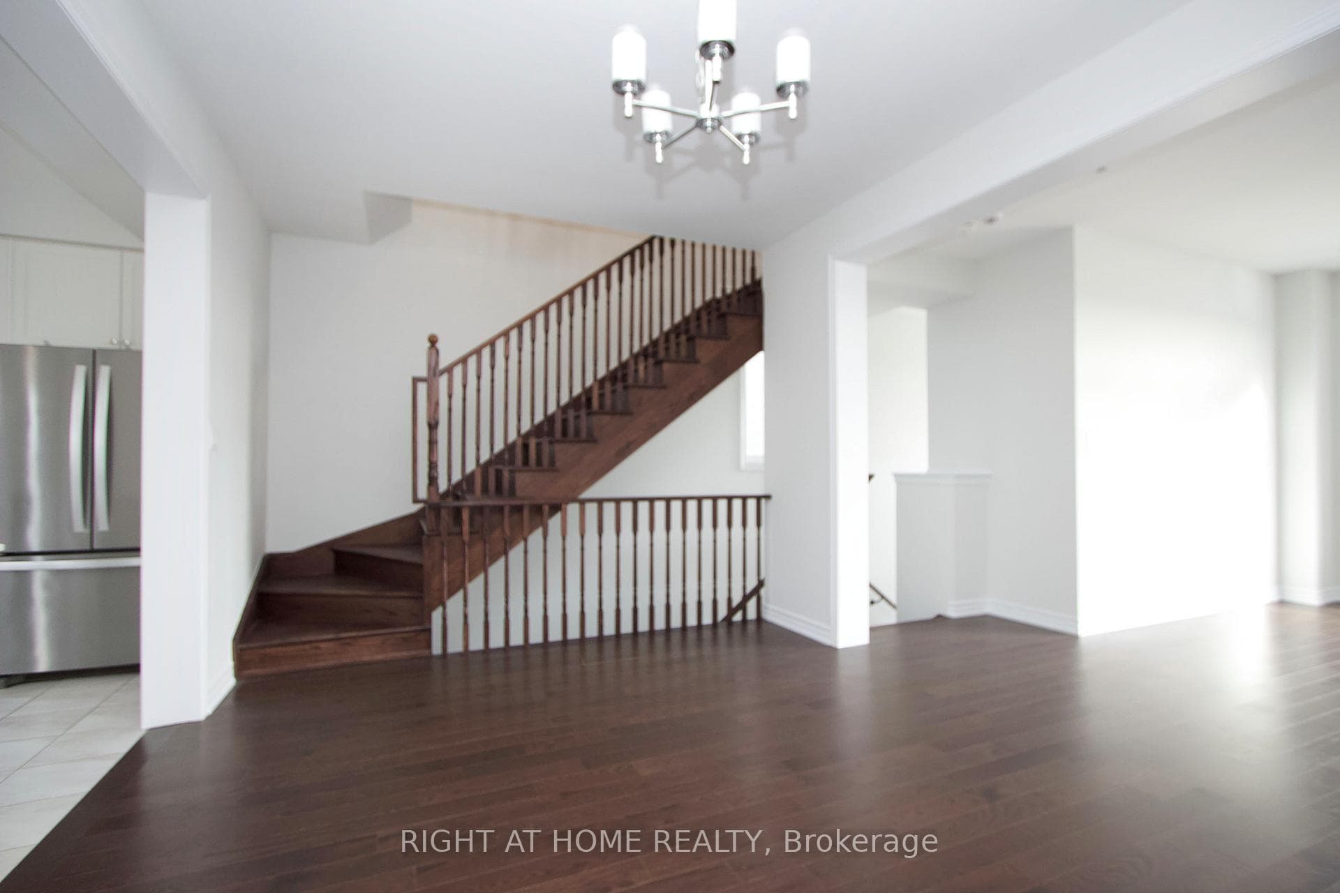 81 Douet Lane photo 6