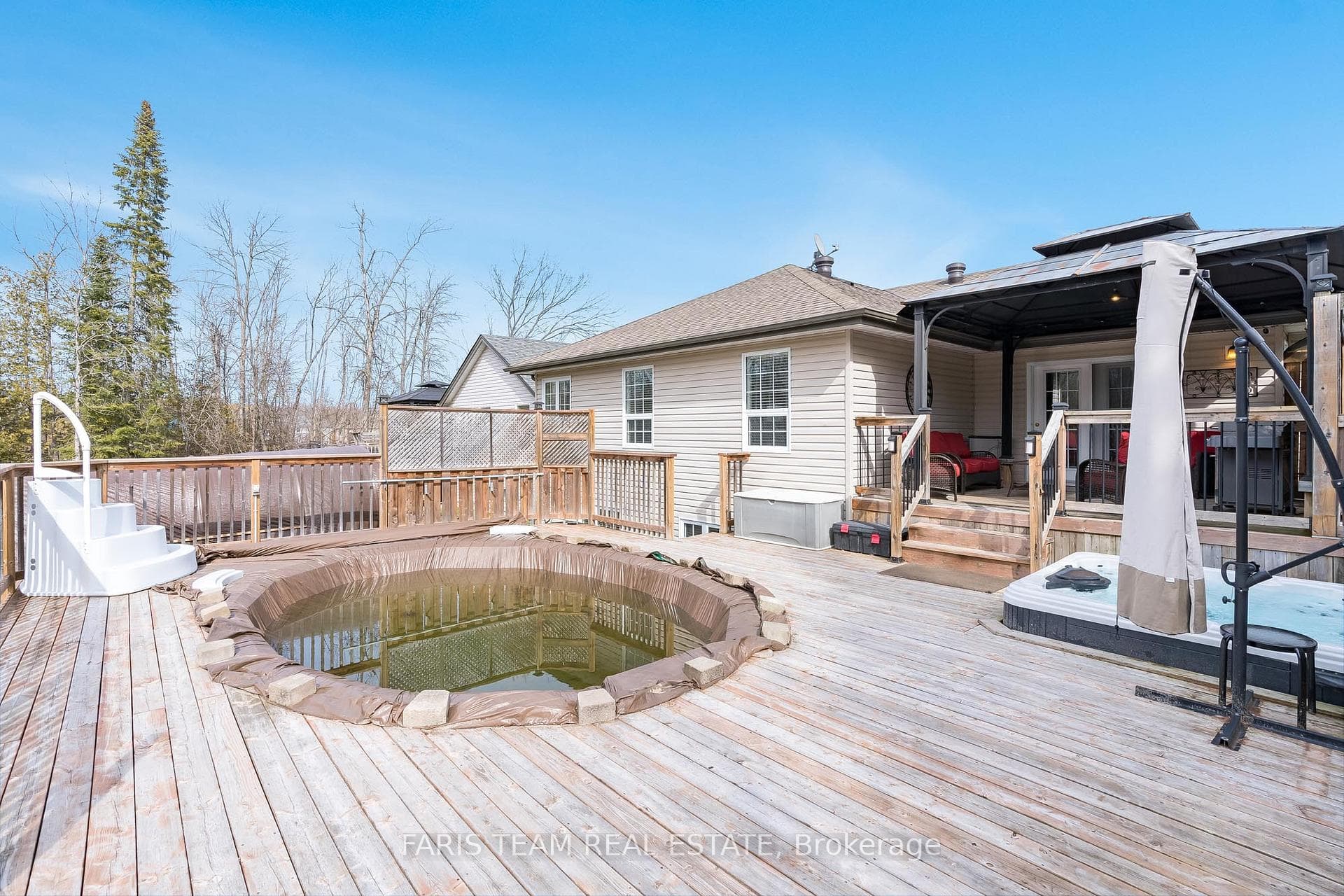 2814 Ireton Street photo 25