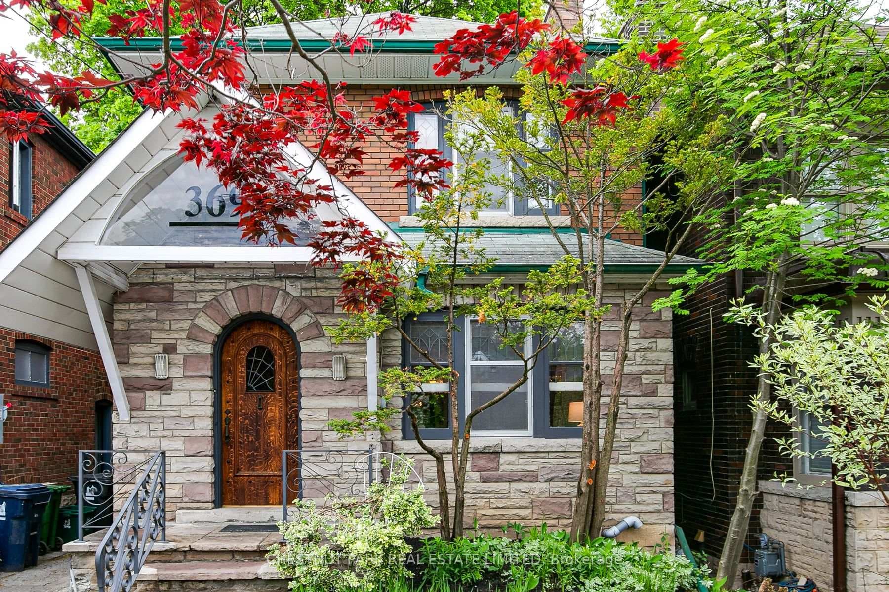 369 Castlefield Avenue photo 2