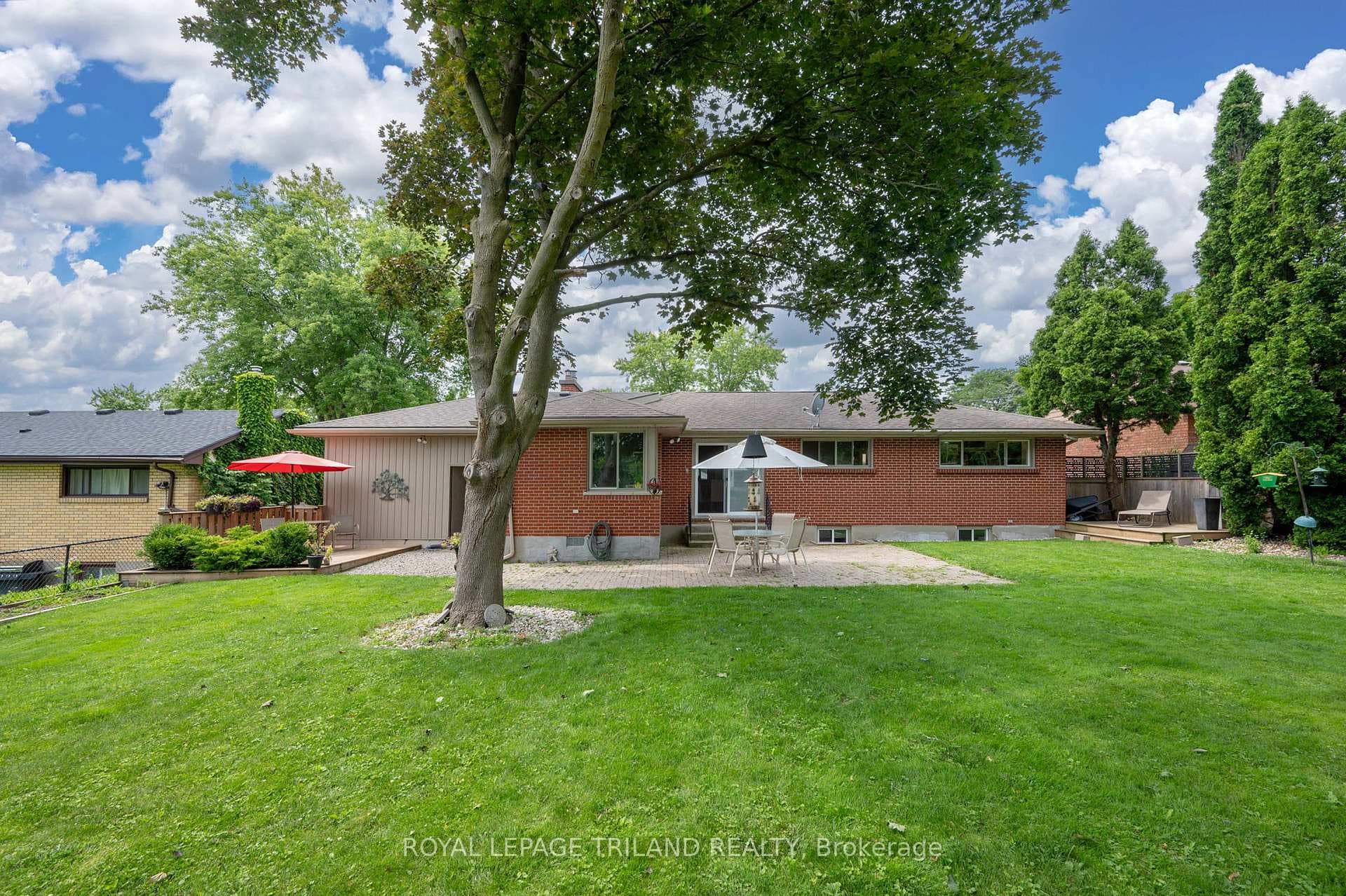182 Tarbart Terrace photo 5