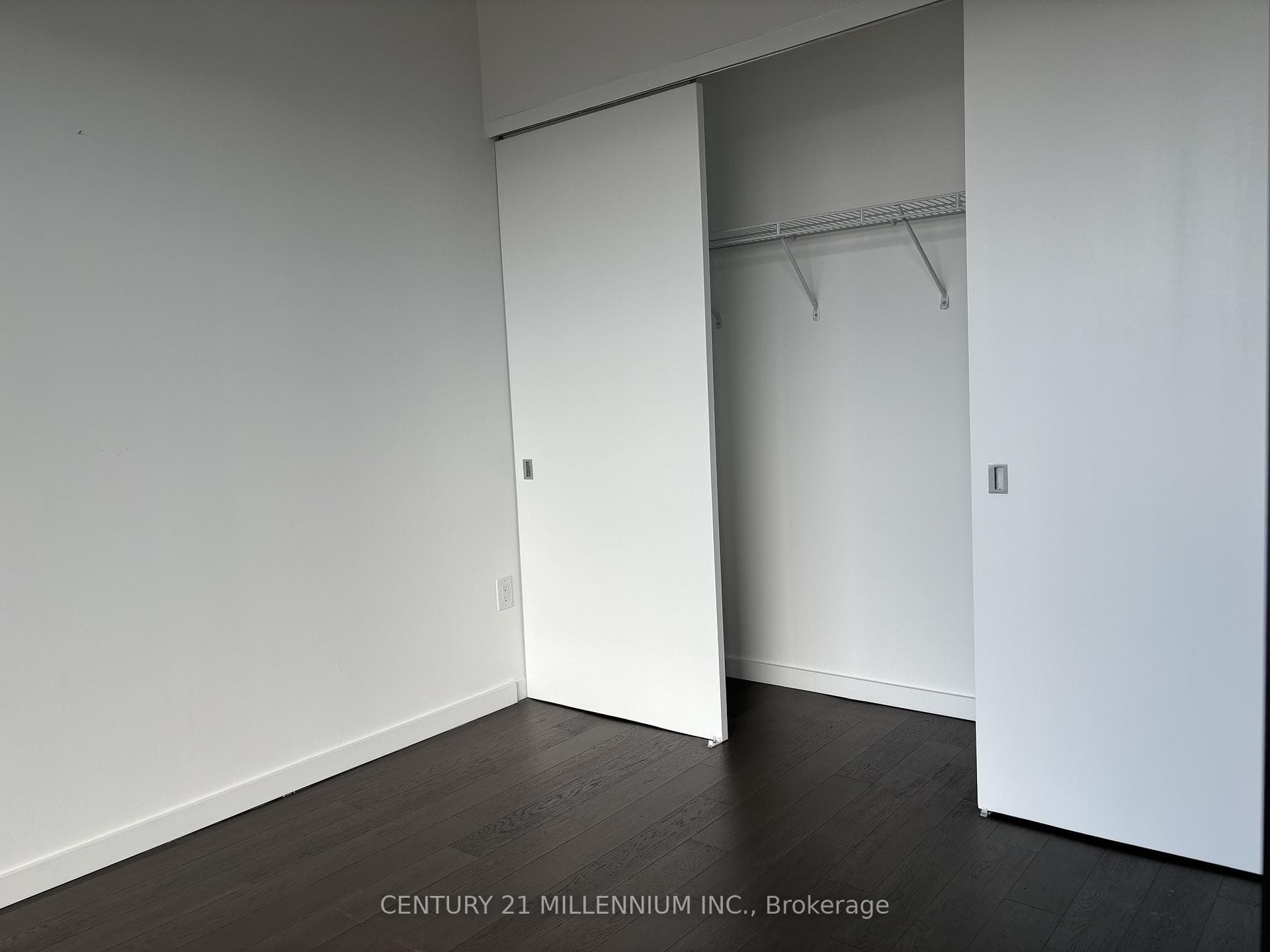 170 Bayview Avenue Unit 2404 photo 18