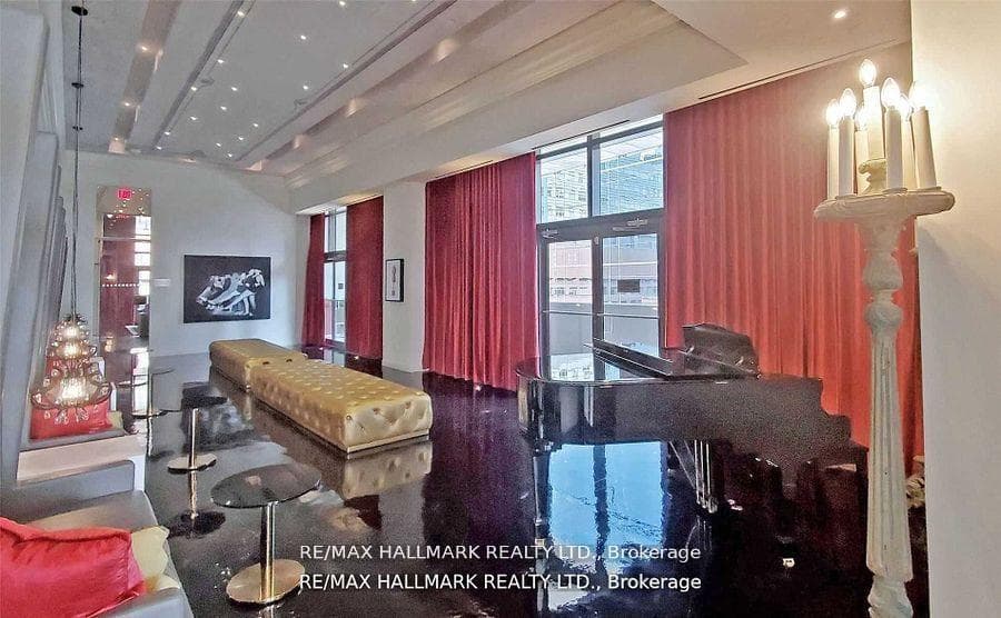 197 Yonge Street Unit 3114 photo 30