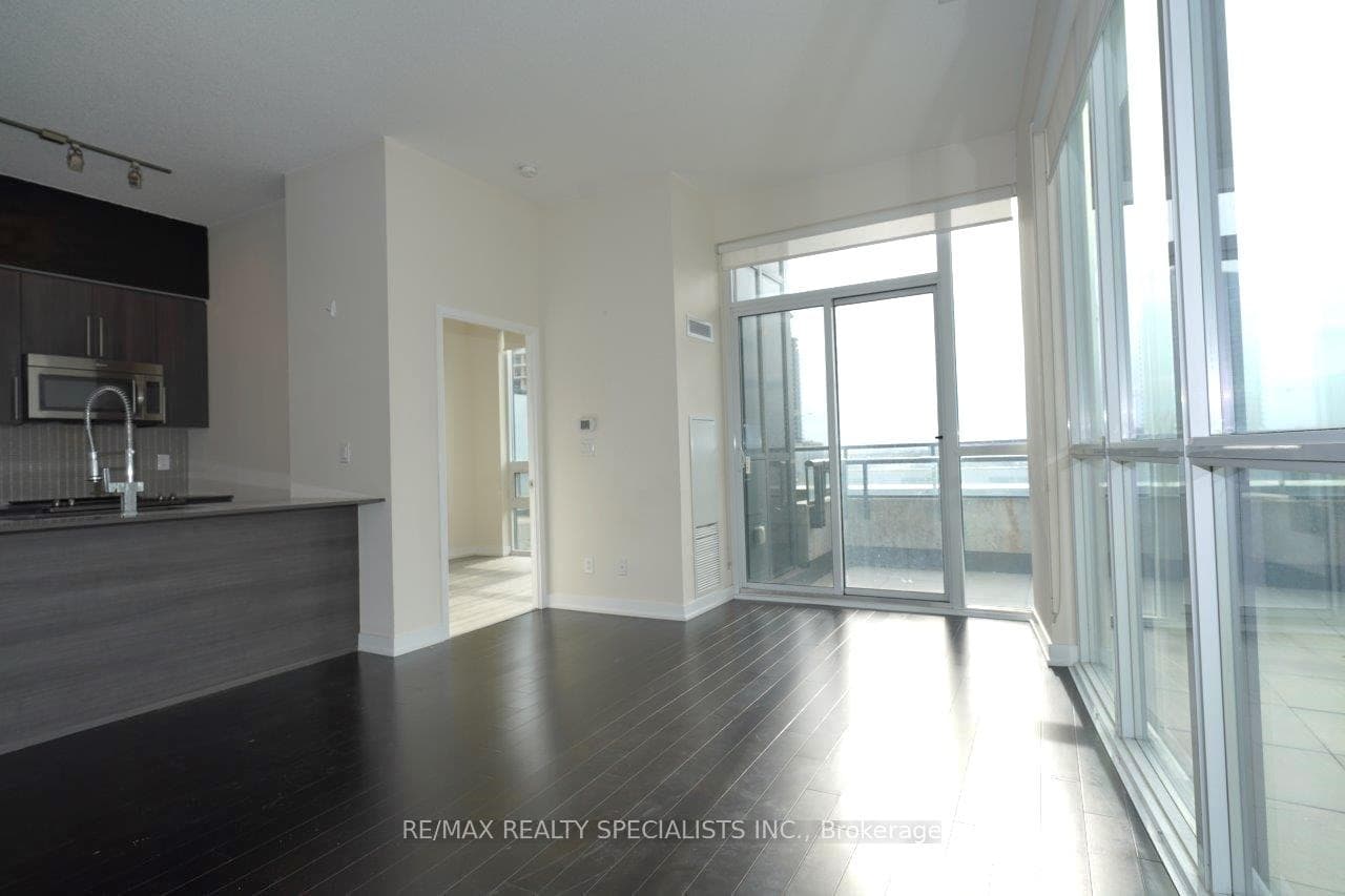 4011 Brickstone Mews Unit 402 photo 9