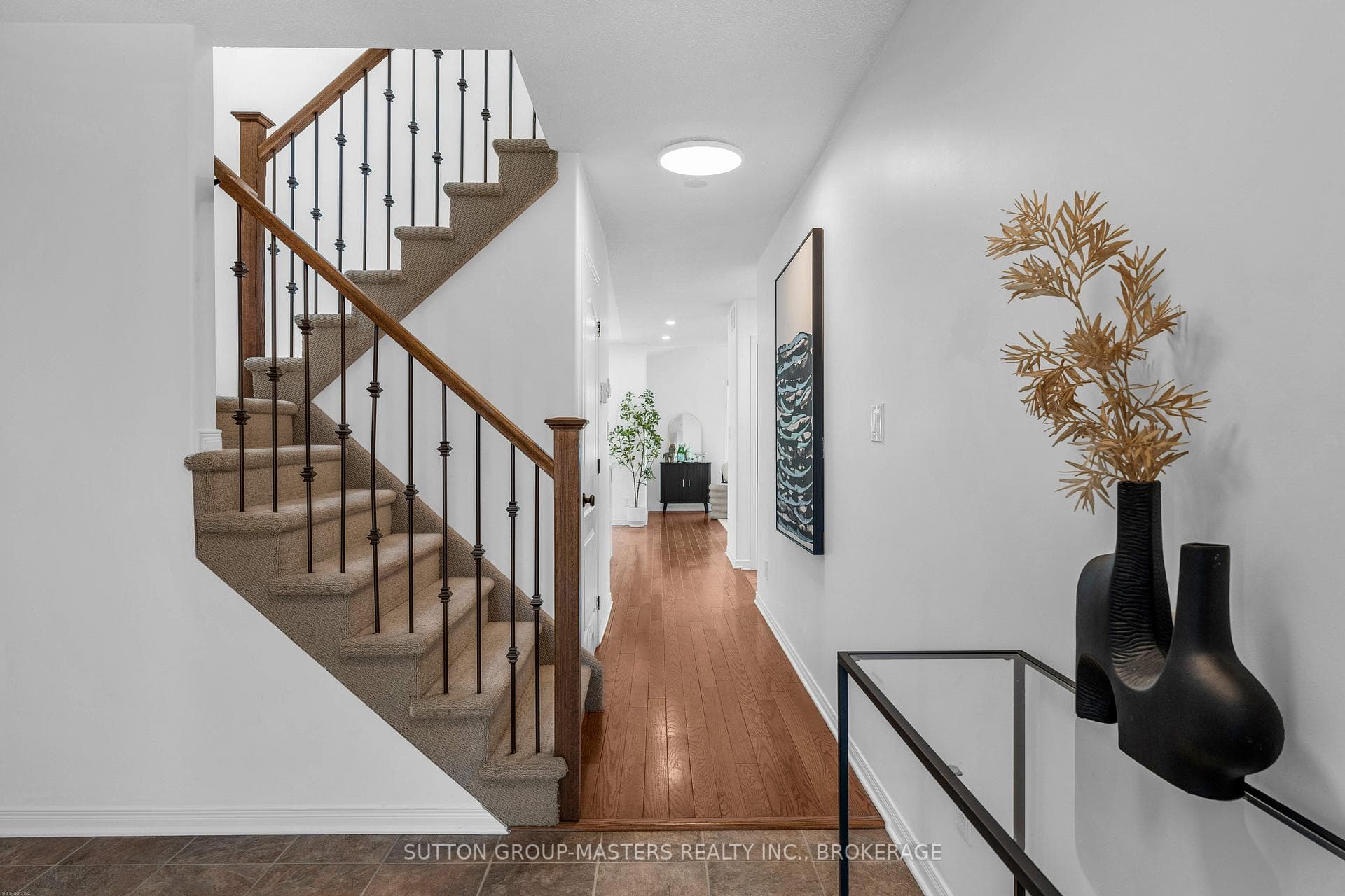 1521 Crimson Crescent photo 5